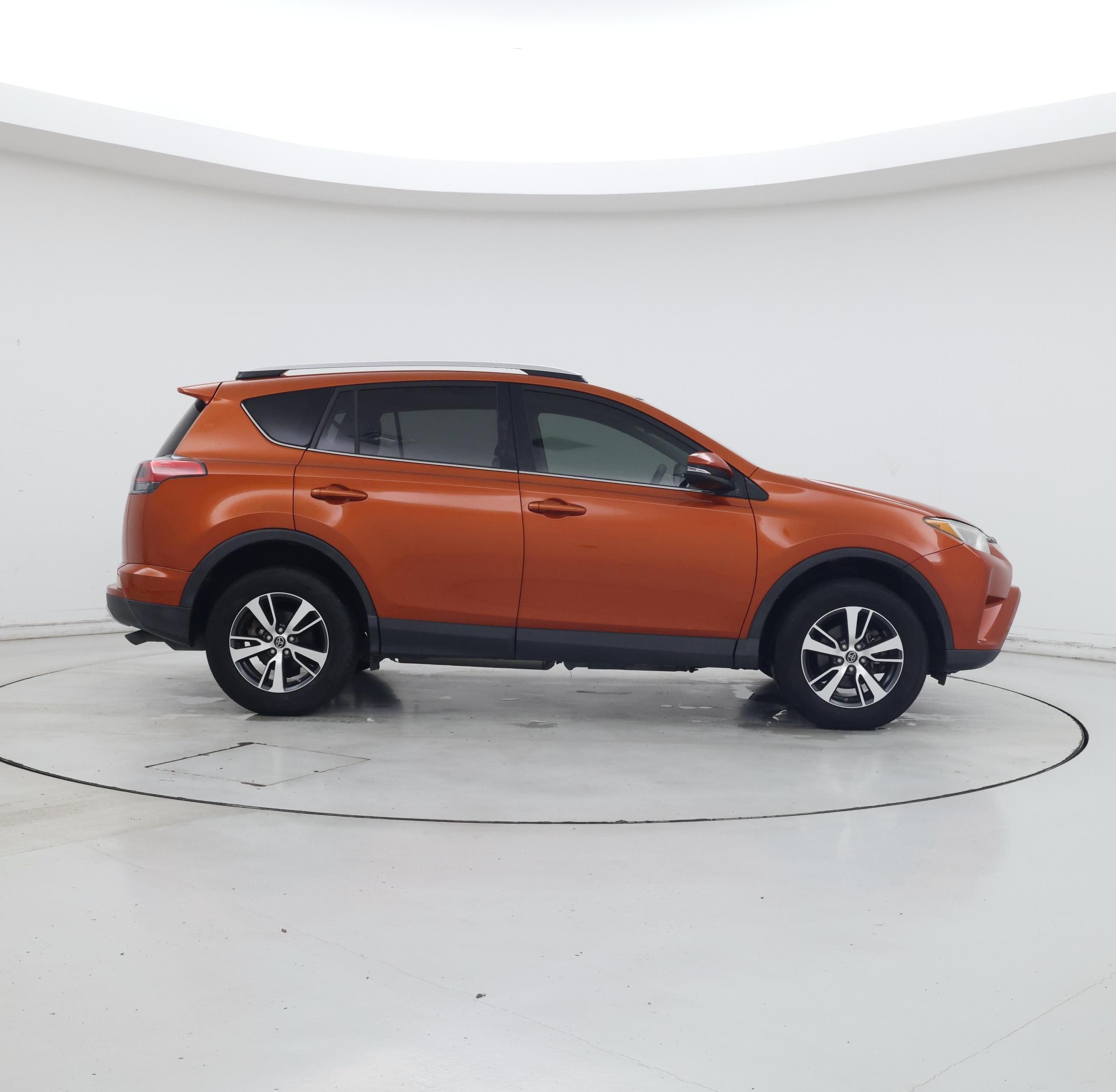 Thumbnail: 2016 Toyota RAV4 - 7