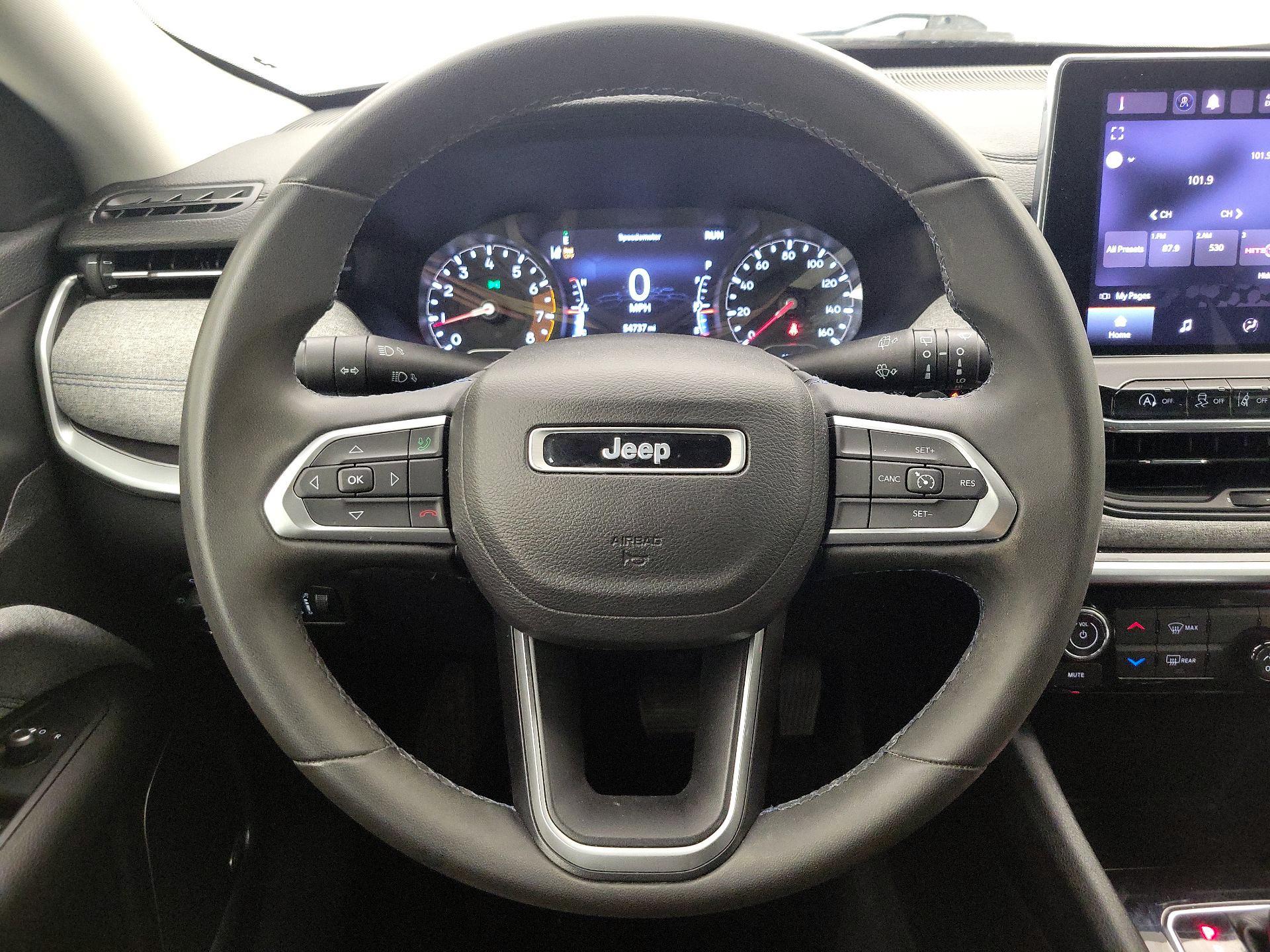 Thumbnail: 2022 Jeep Compass - 10