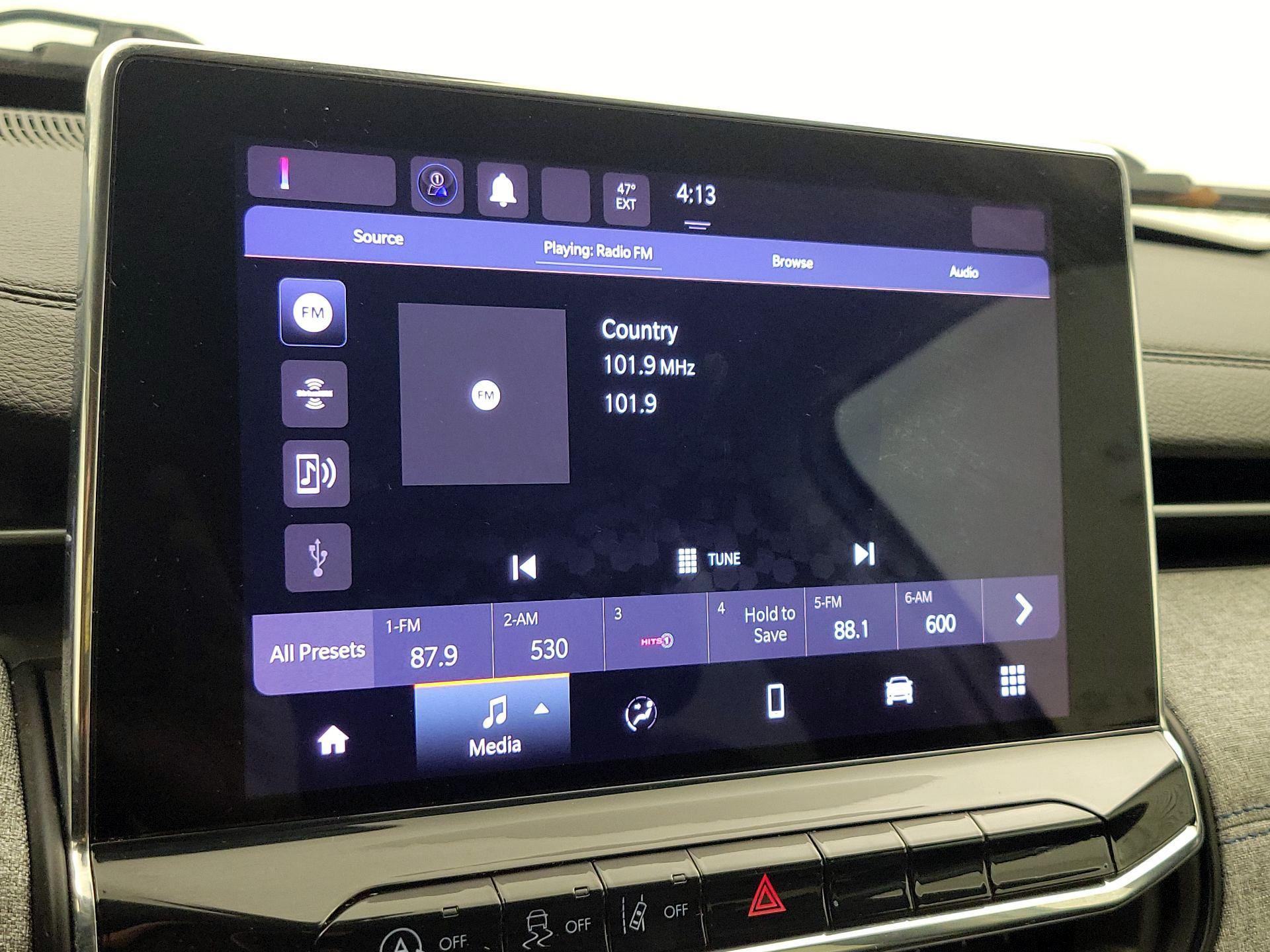 Thumbnail: 2022 Jeep Compass - 15