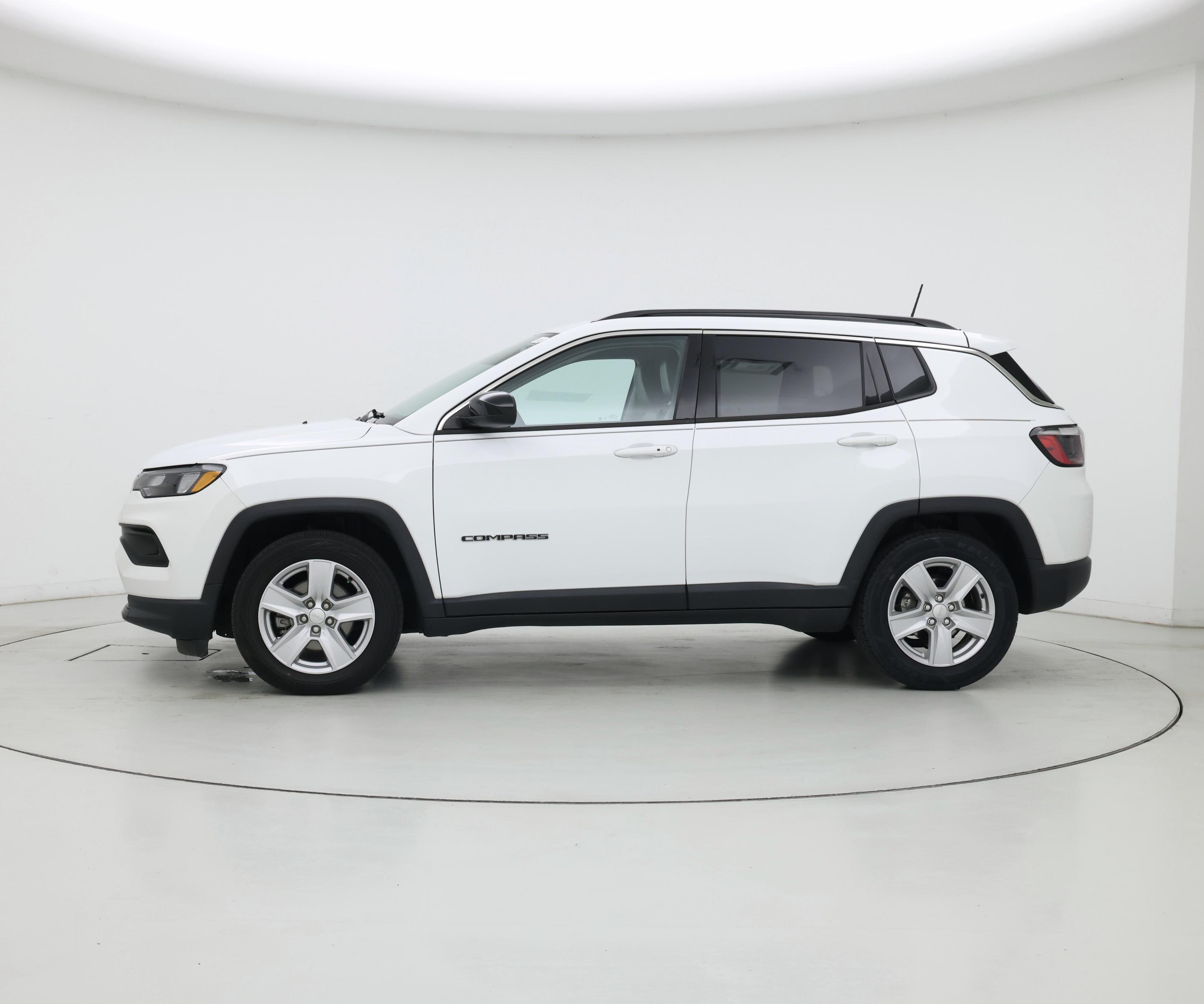 Thumbnail: 2022 Jeep Compass - 3
