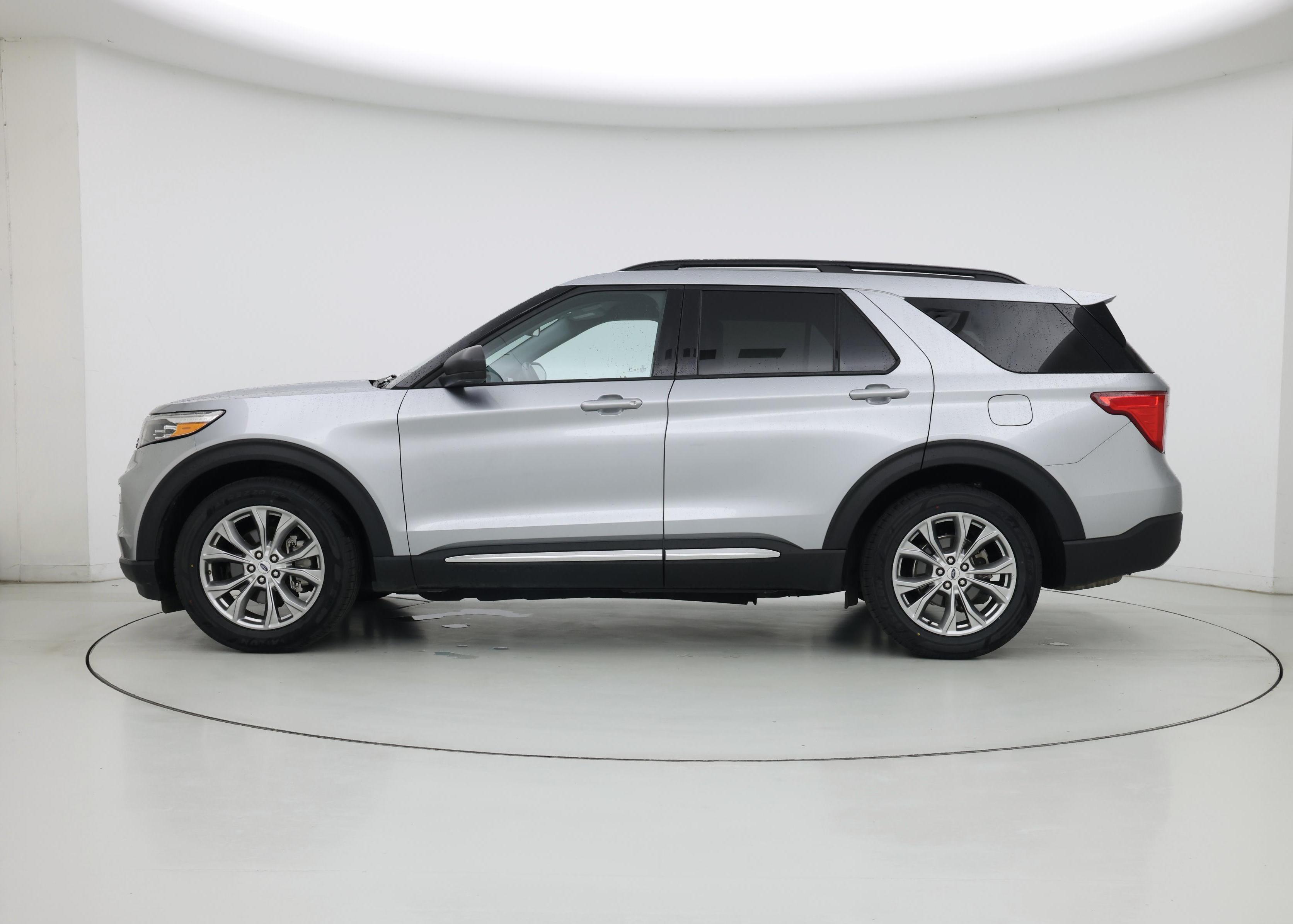 Thumbnail: 2024 Ford Explorer - 3