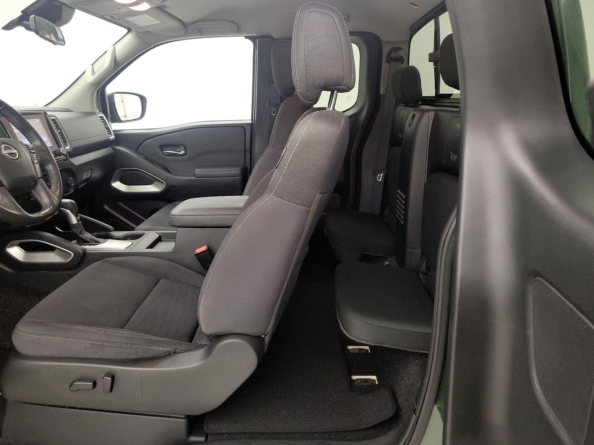 Thumbnail: 2022 Nissan Frontier - 19