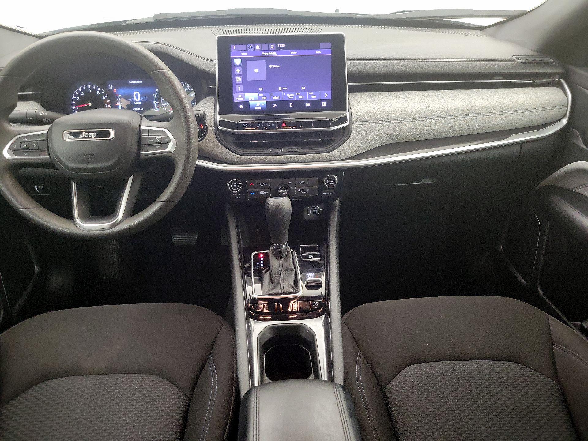 Thumbnail: 2023 Jeep Compass - 9