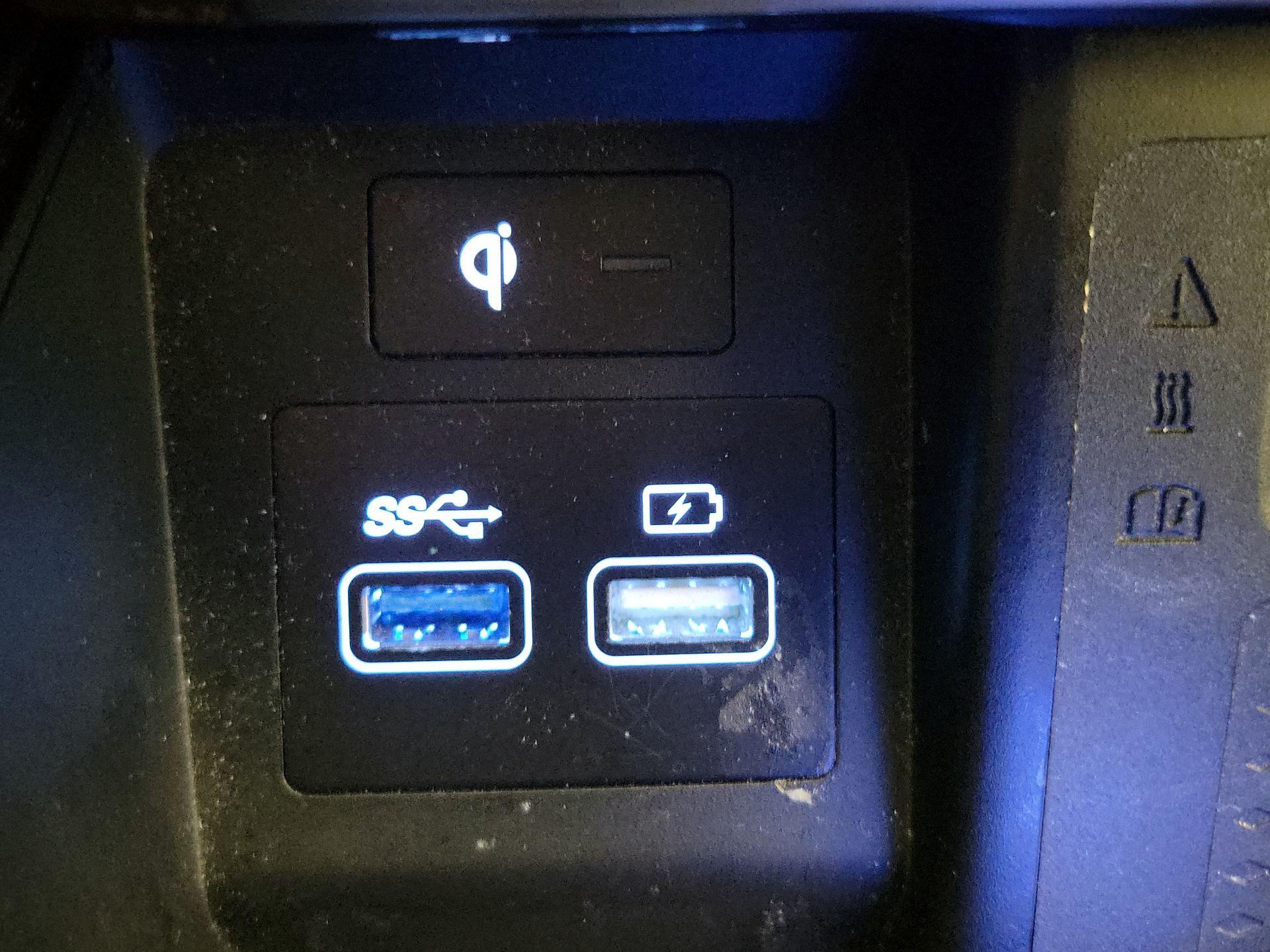 Thumbnail: 2024 Genesis GV80 - 19