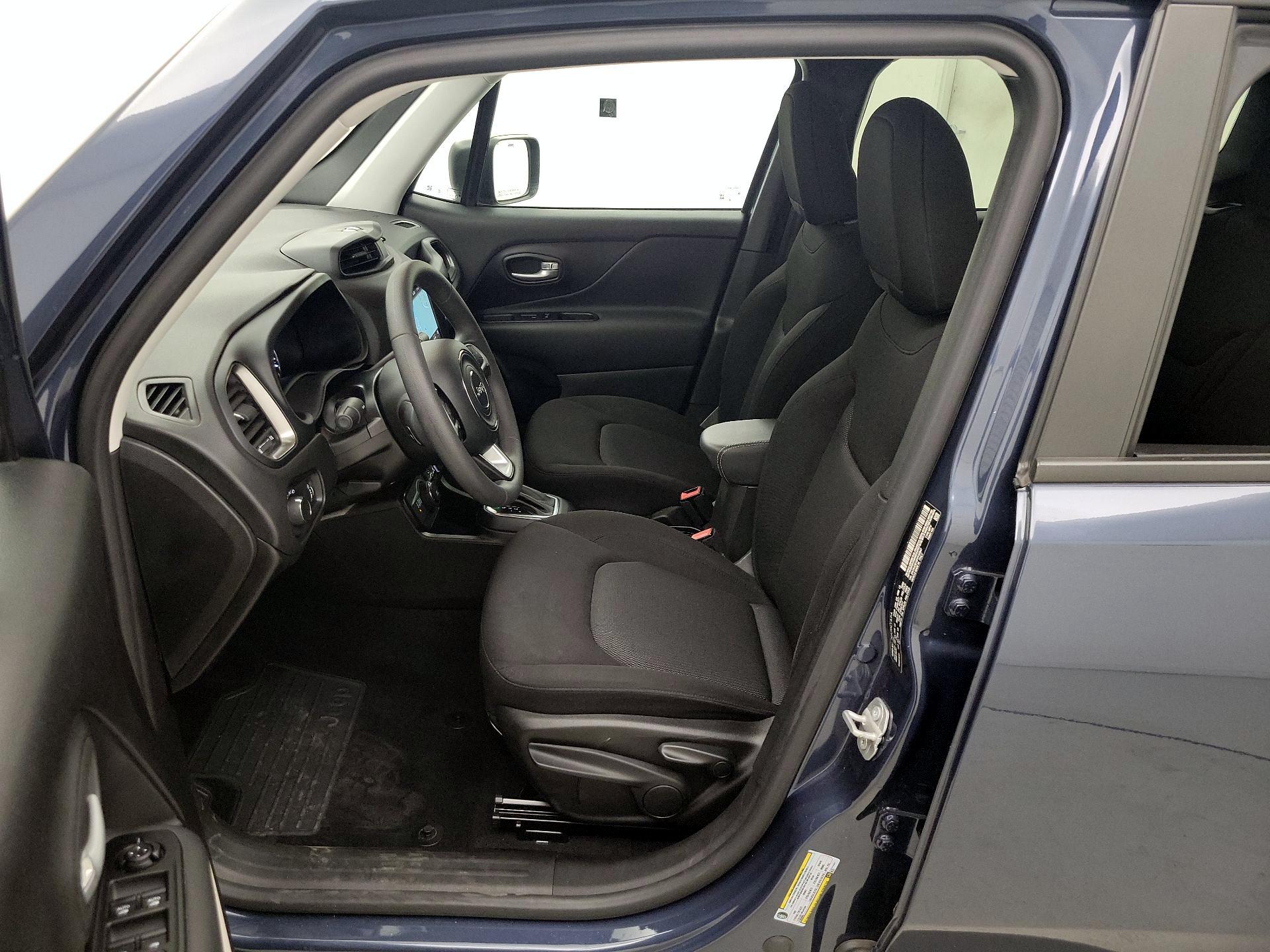 Thumbnail: 2023 Jeep Renegade - 11