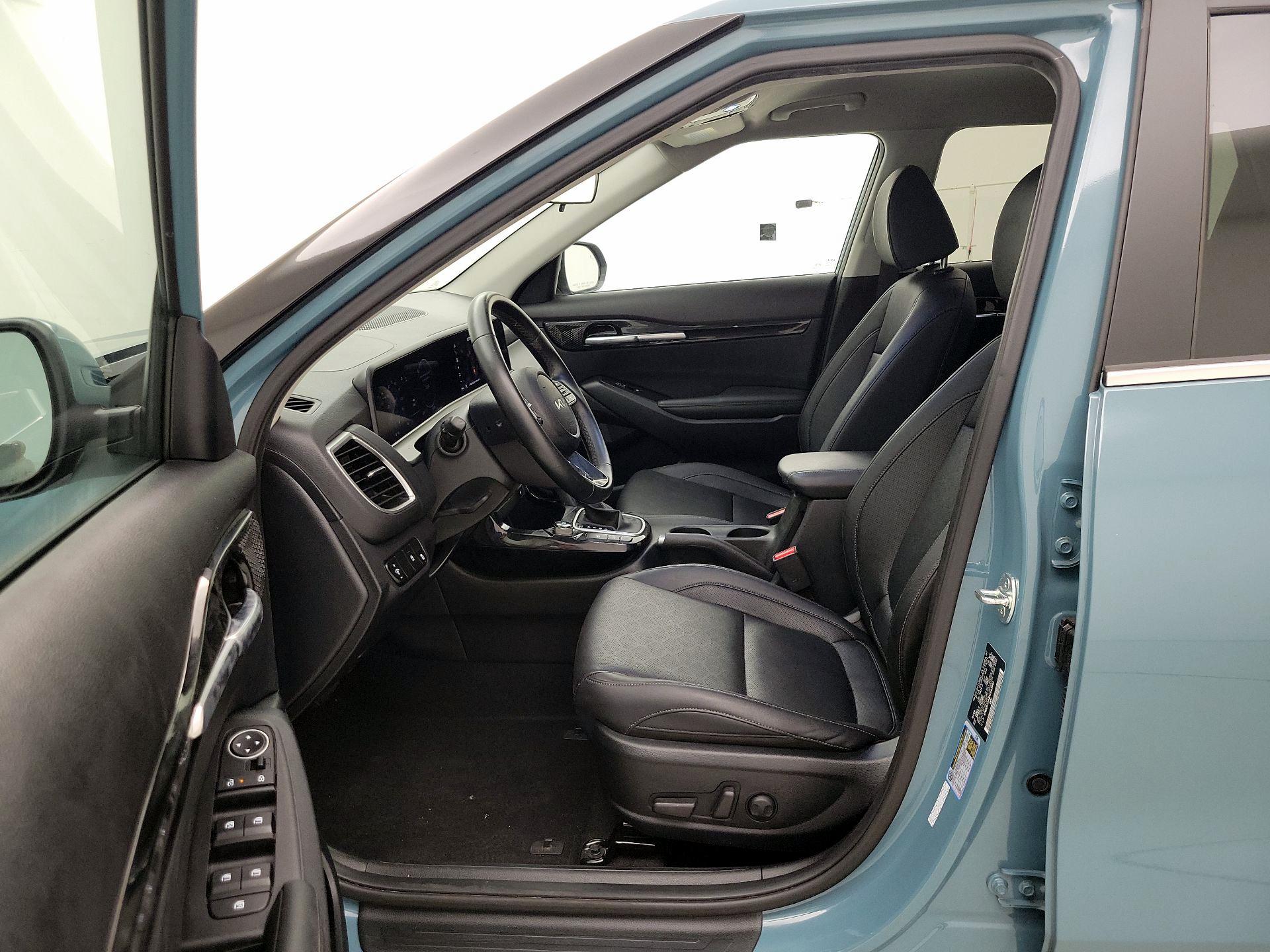 Thumbnail: 2024 Kia Seltos - 11