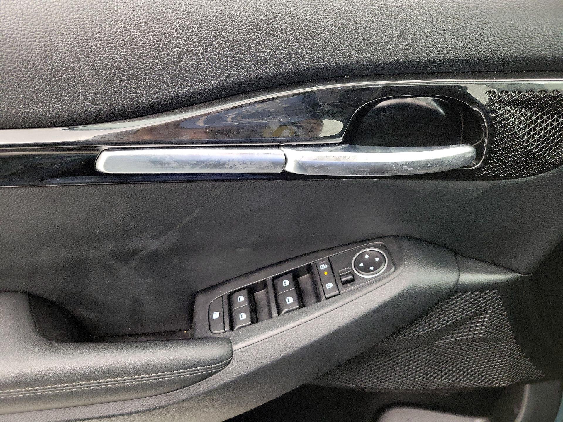 Thumbnail: 2024 Kia Seltos - 12