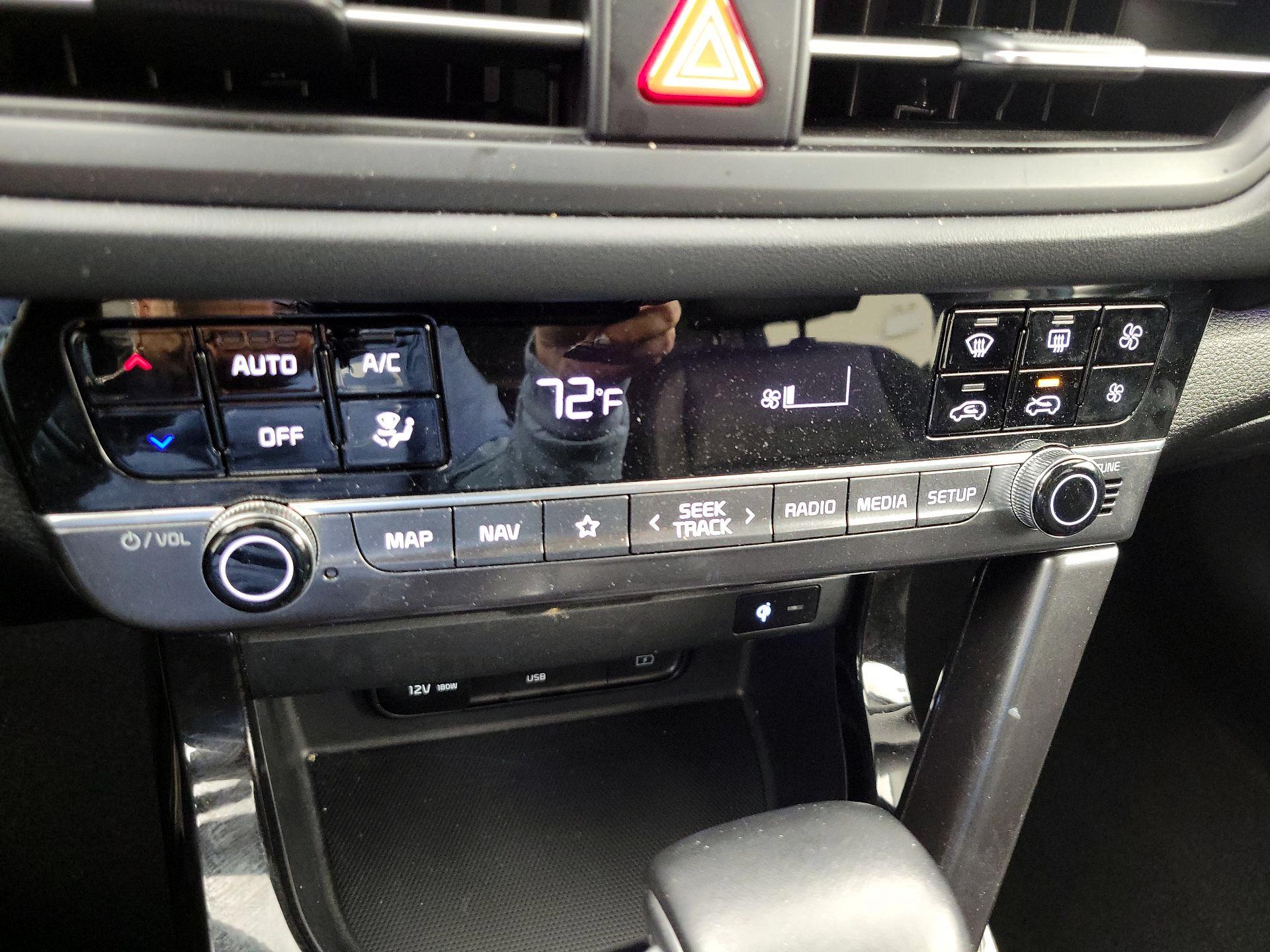 Thumbnail: 2024 Kia Seltos - 17