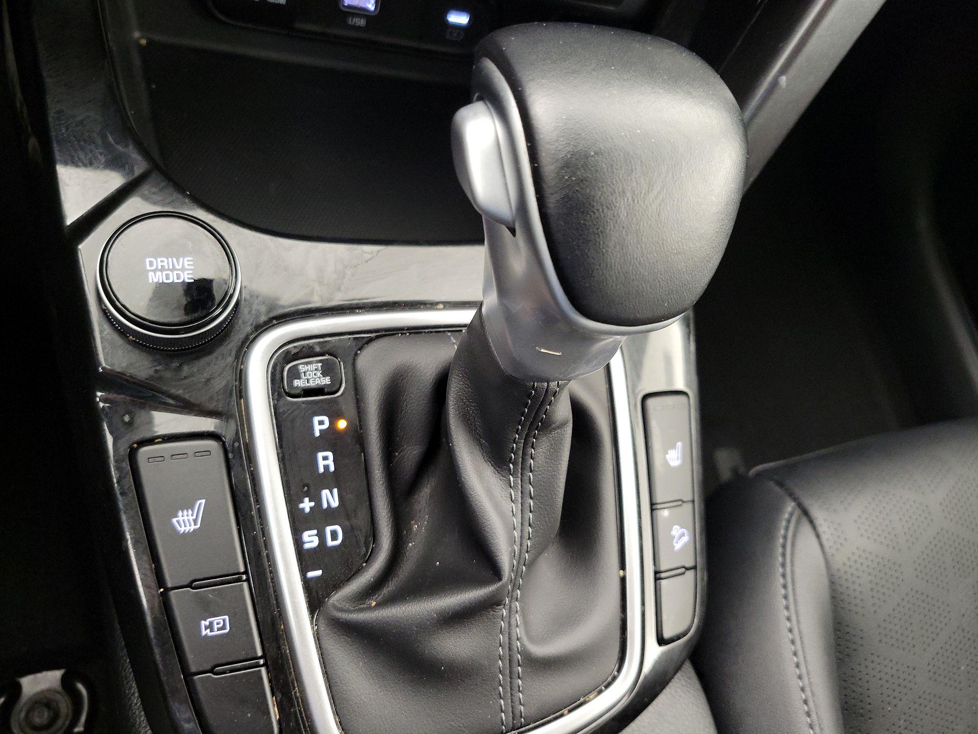 Thumbnail: 2024 Kia Seltos - 18