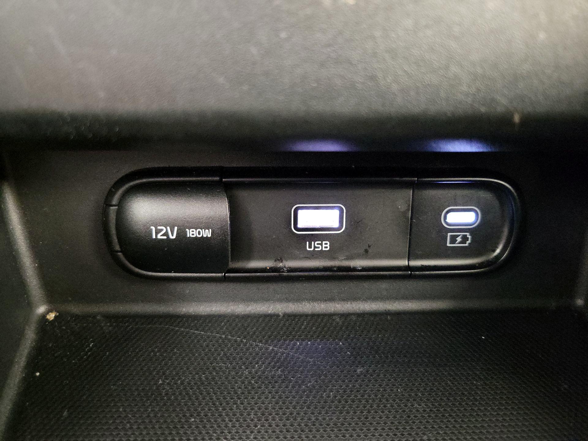 Thumbnail: 2024 Kia Seltos - 19