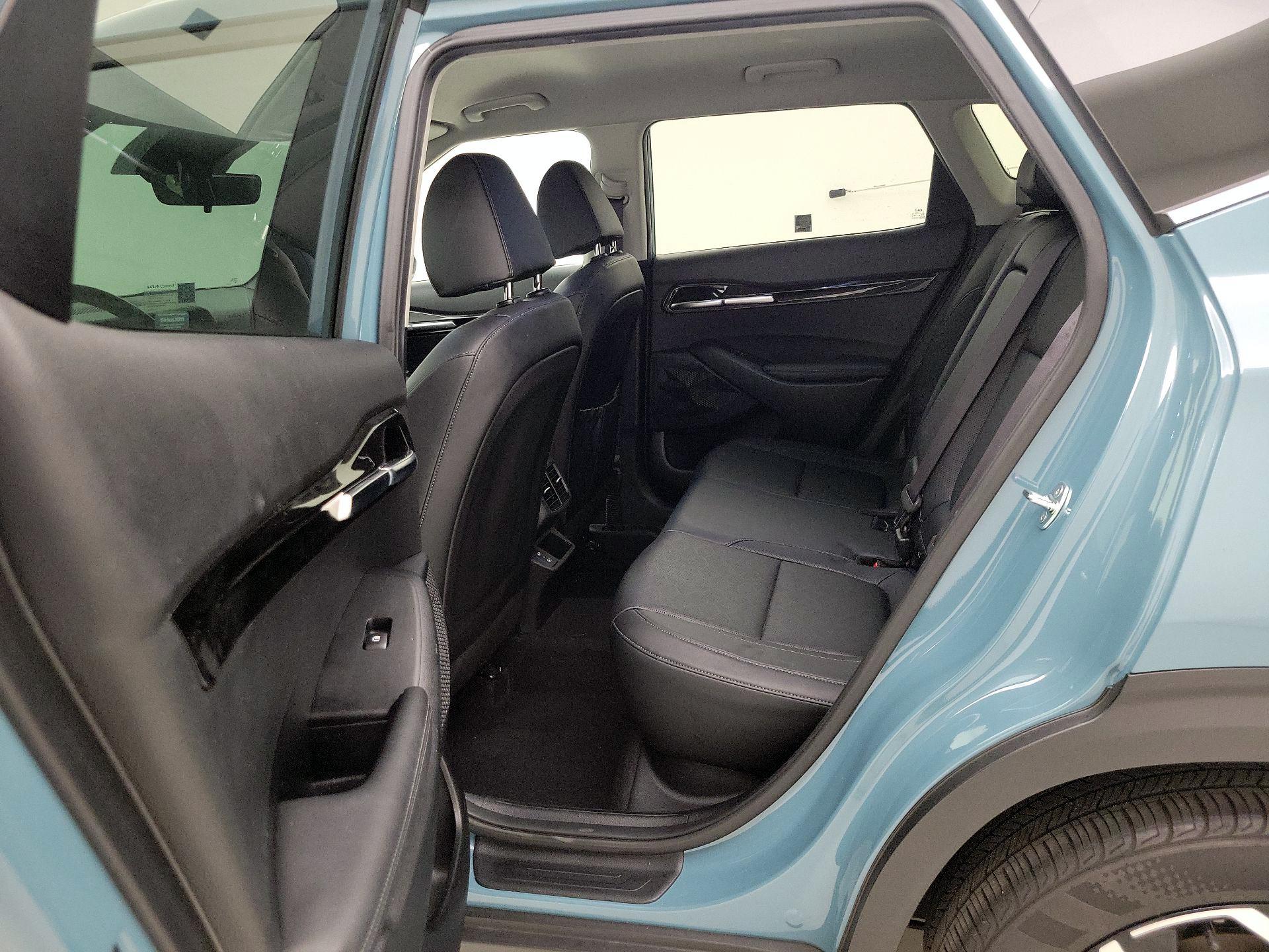 Thumbnail: 2024 Kia Seltos - 20