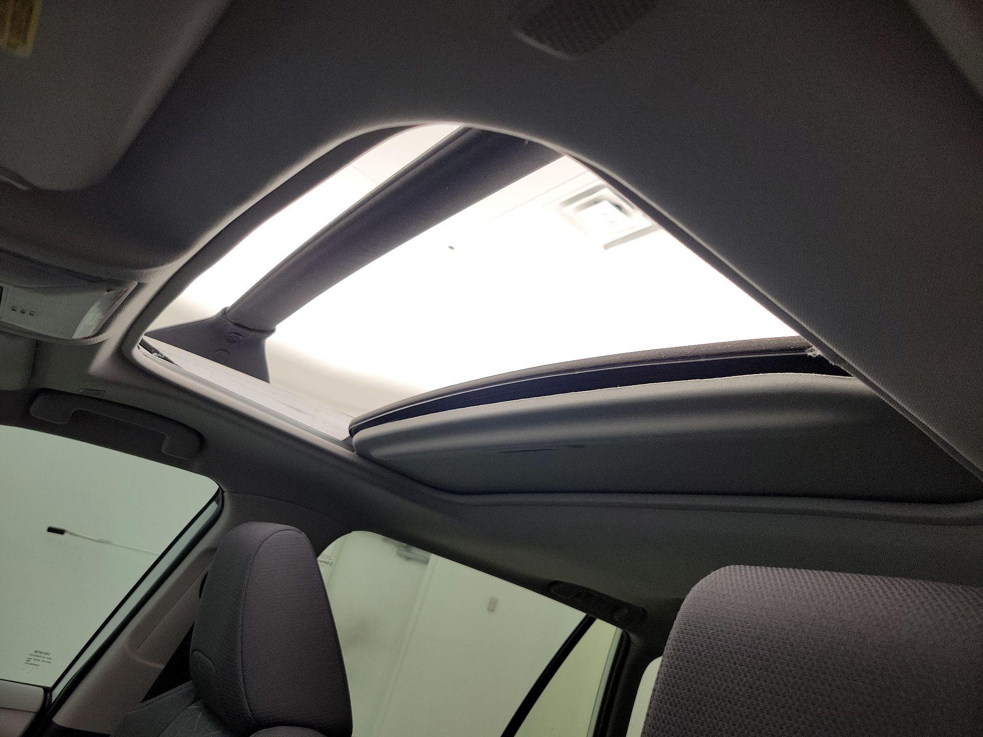 Thumbnail: 2024 Toyota RAV4 - 19