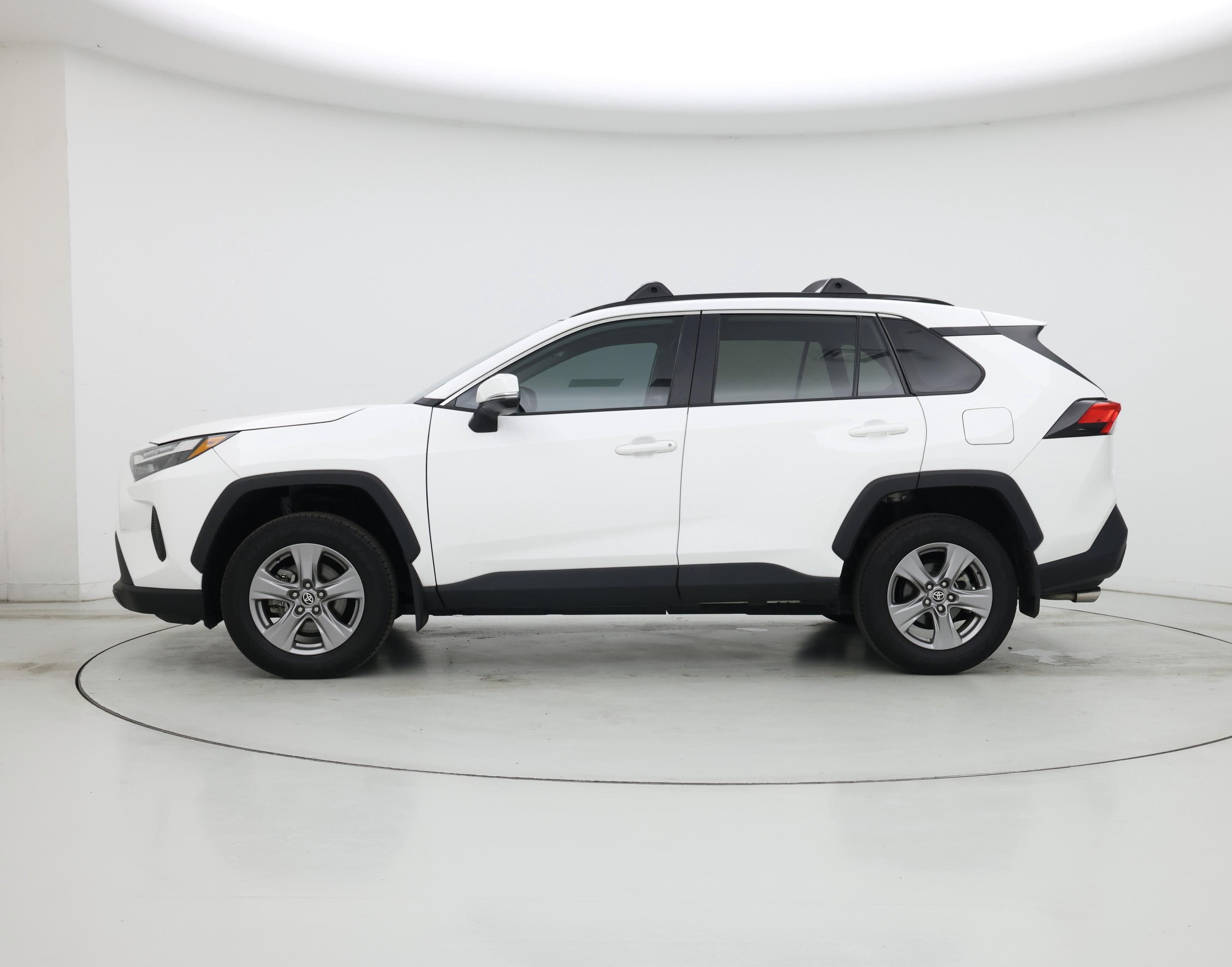 Thumbnail: 2024 Toyota RAV4 - 3