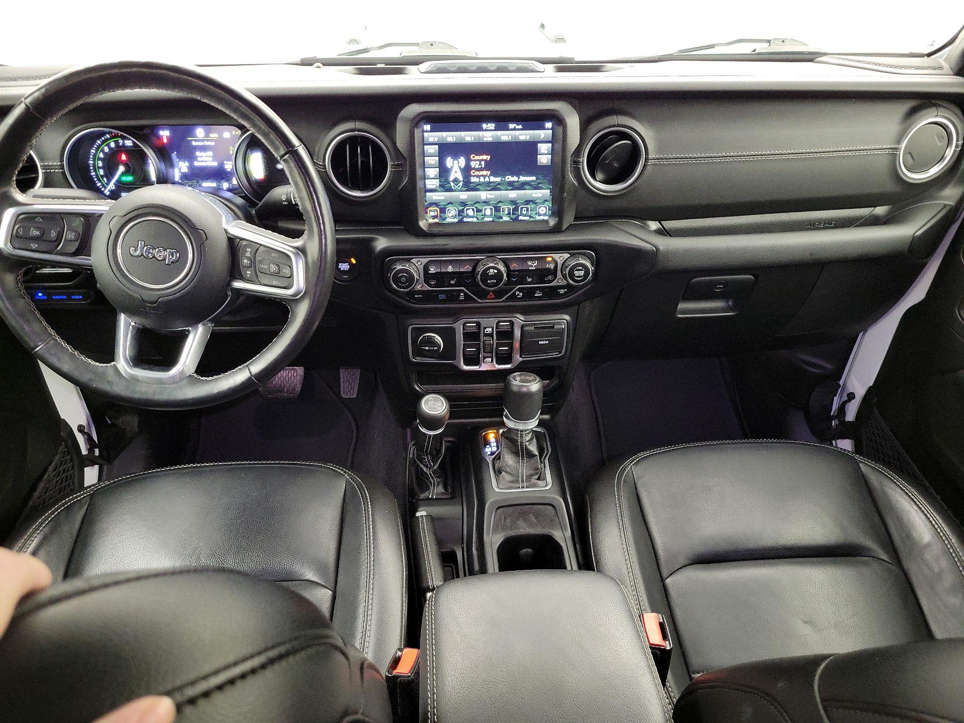 Thumbnail: 2021 Jeep Wrangler - 9