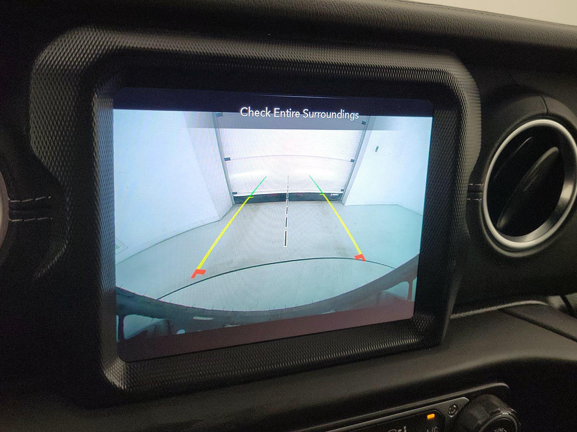 Thumbnail: 2021 Jeep Wrangler - 15