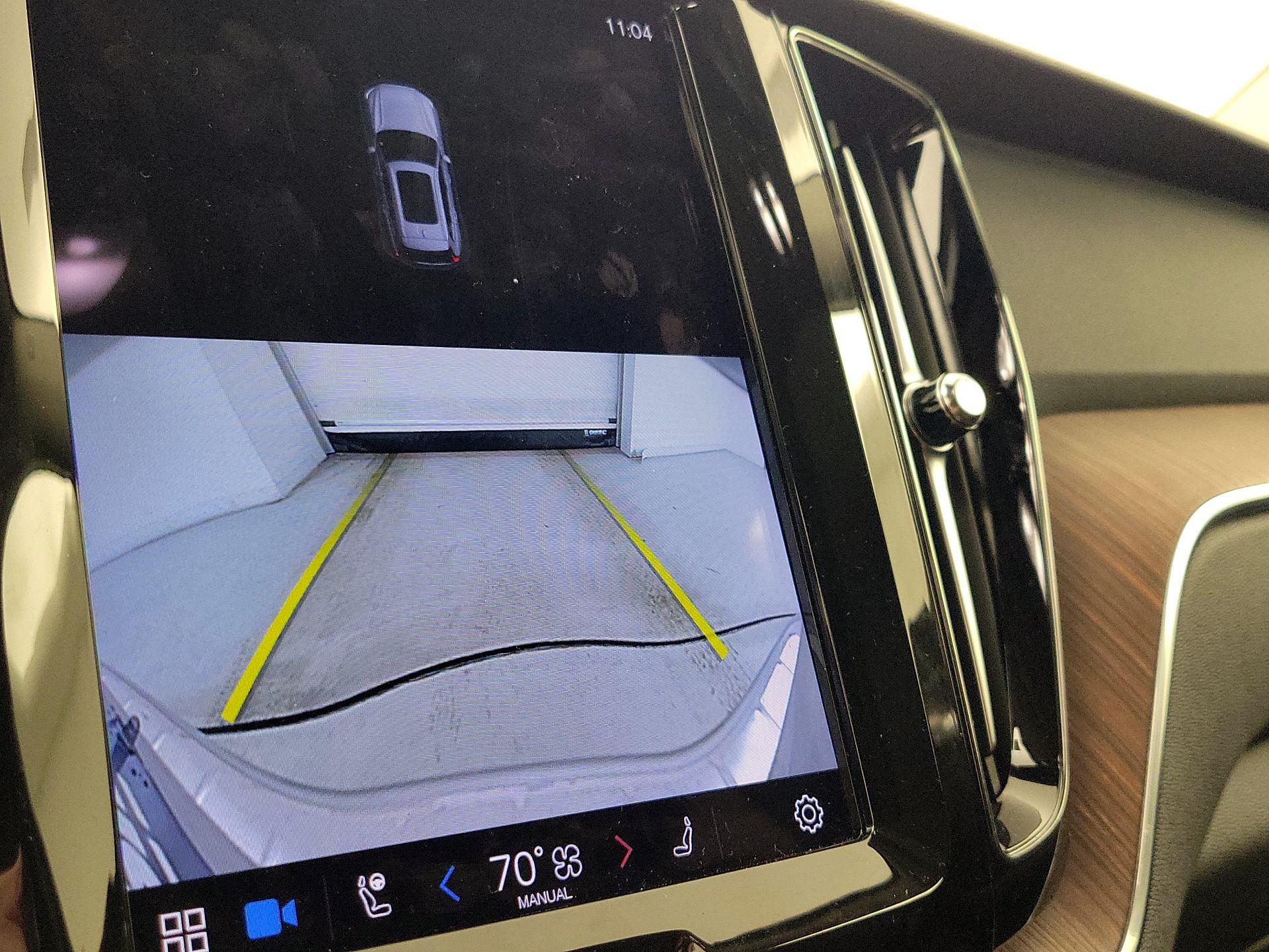 Thumbnail: 2023 Volvo XC60 - 15