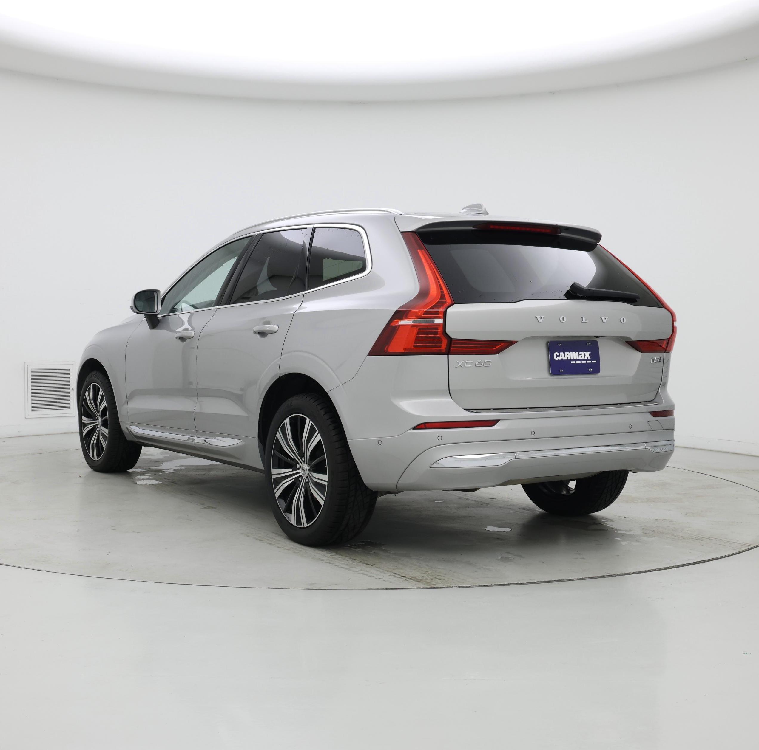 Thumbnail: 2023 Volvo XC60 - 2