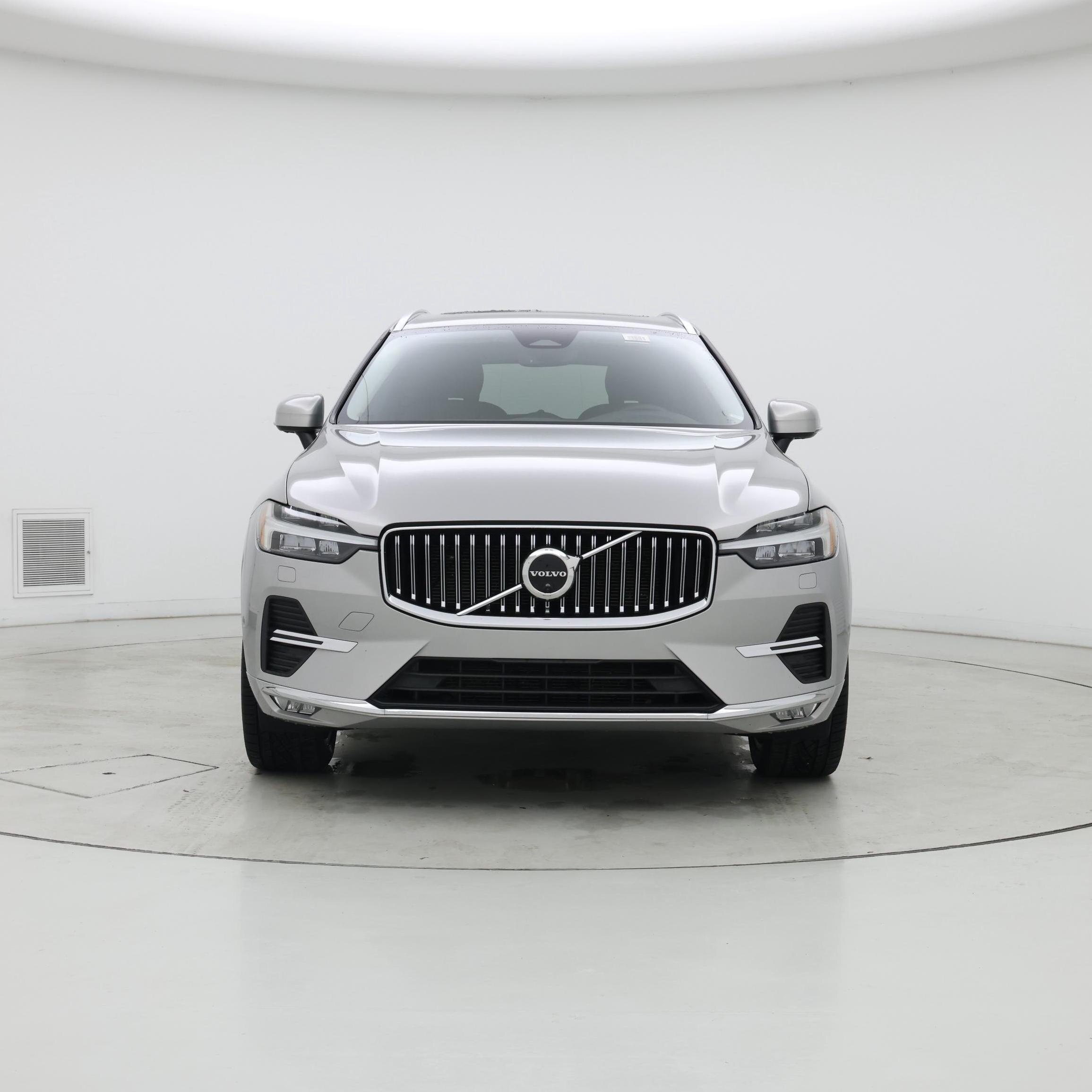 Thumbnail: 2023 Volvo XC60 - 5