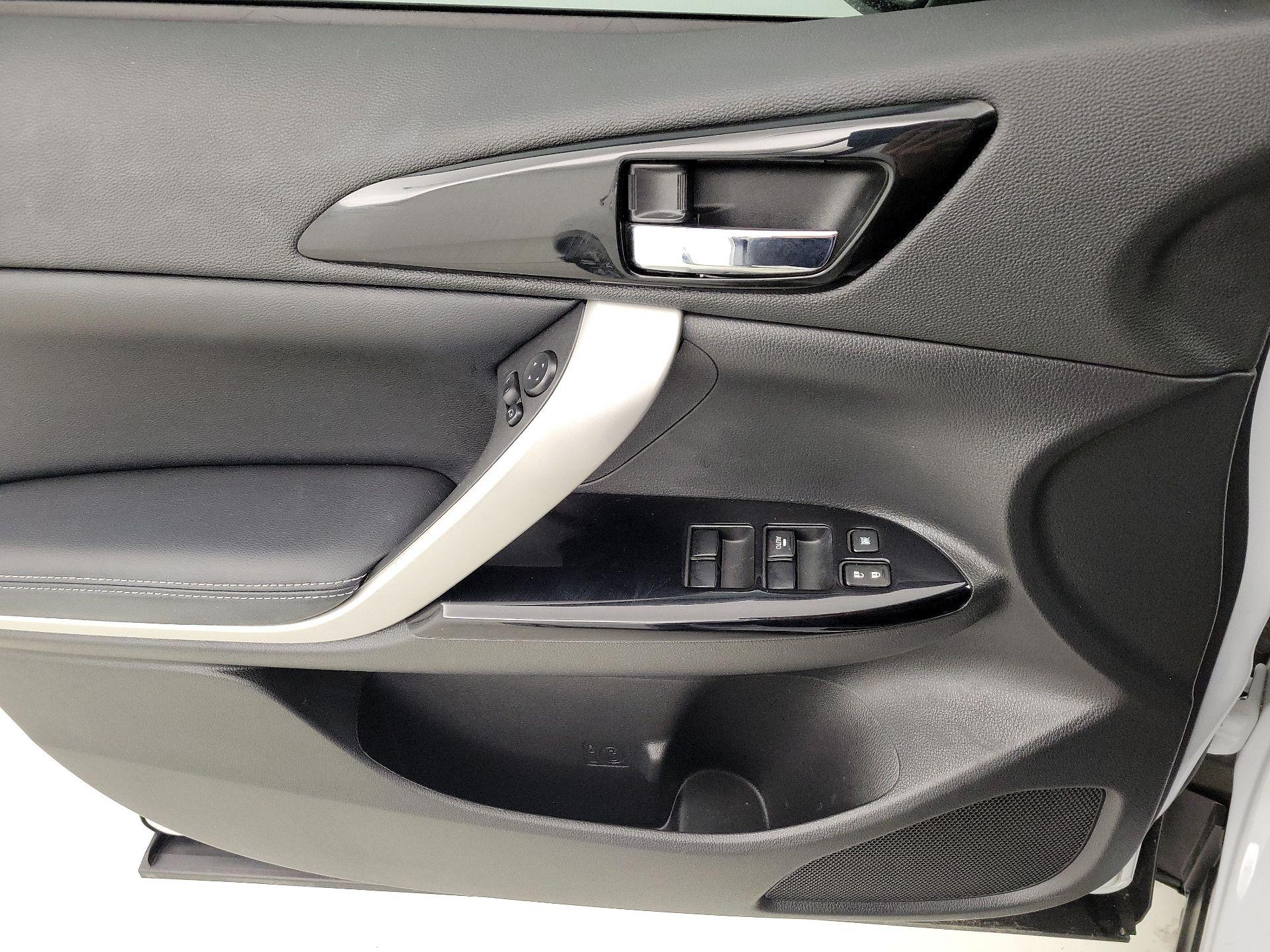 Thumbnail: 2023 Mitsubishi Eclipse Cross - 12