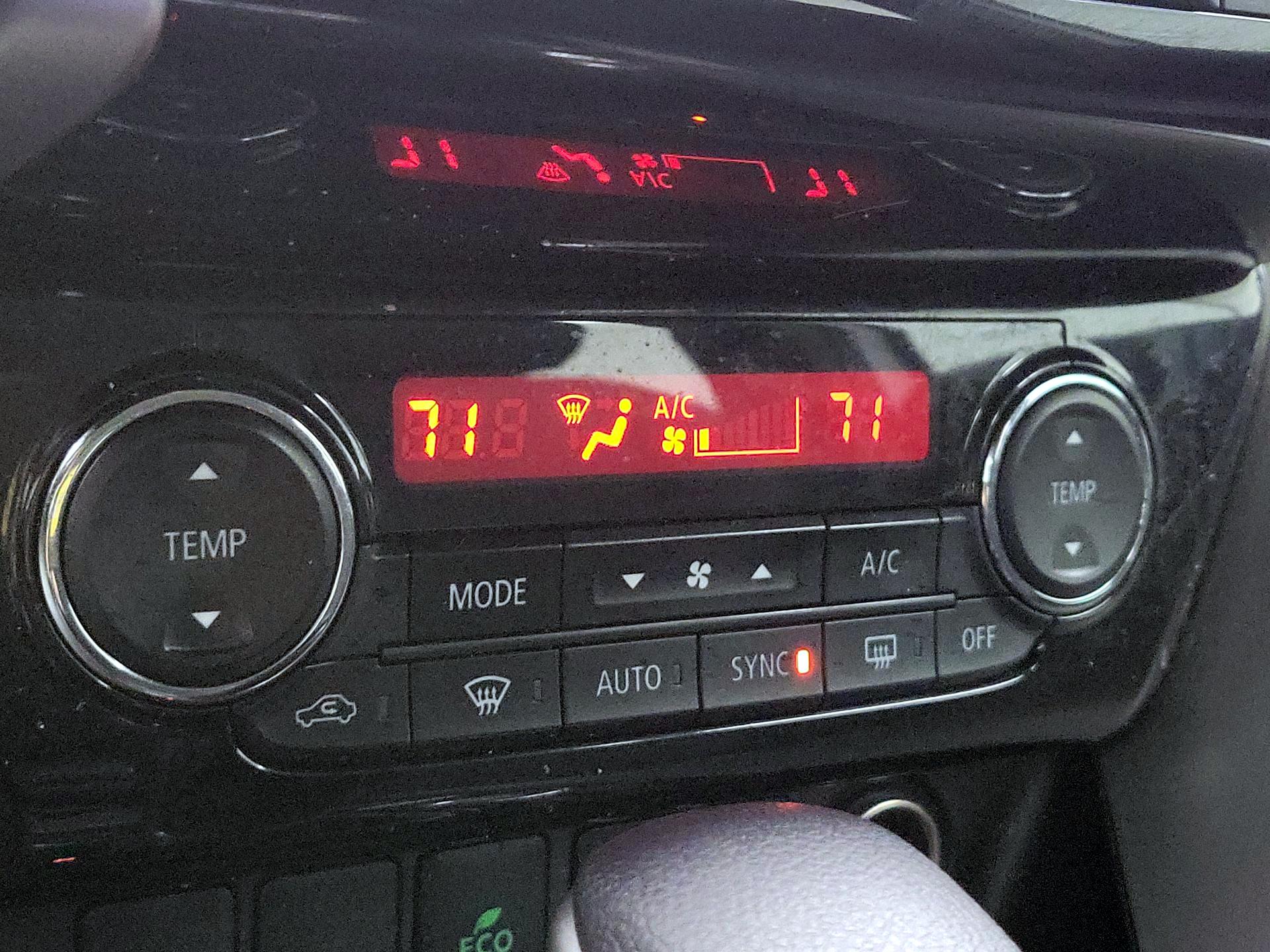 Thumbnail: 2023 Mitsubishi Eclipse Cross - 16