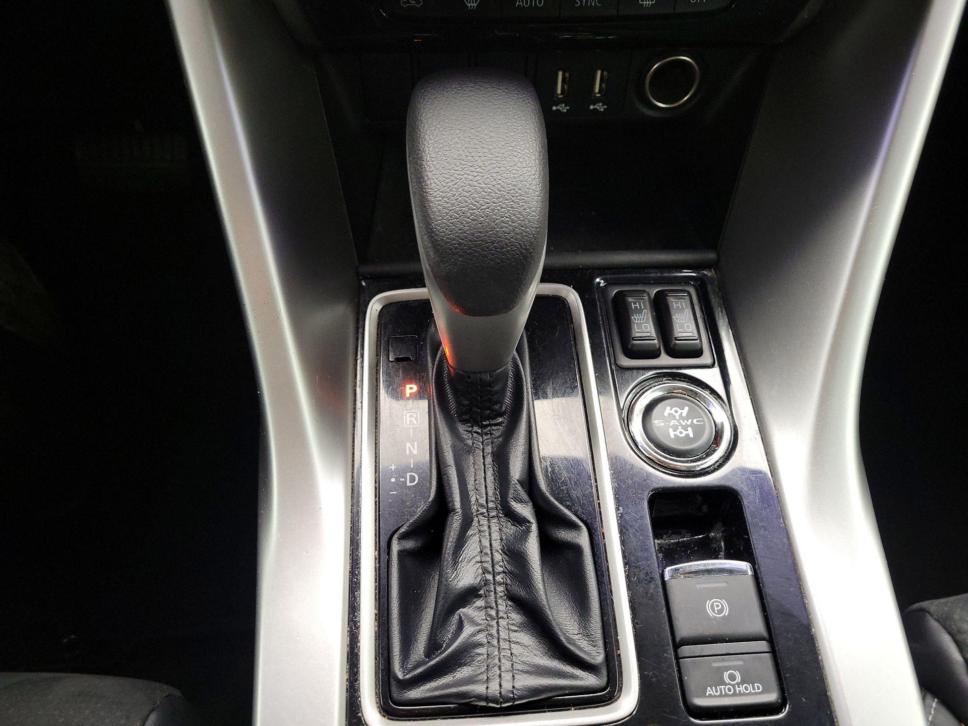 Thumbnail: 2023 Mitsubishi Eclipse Cross - 17