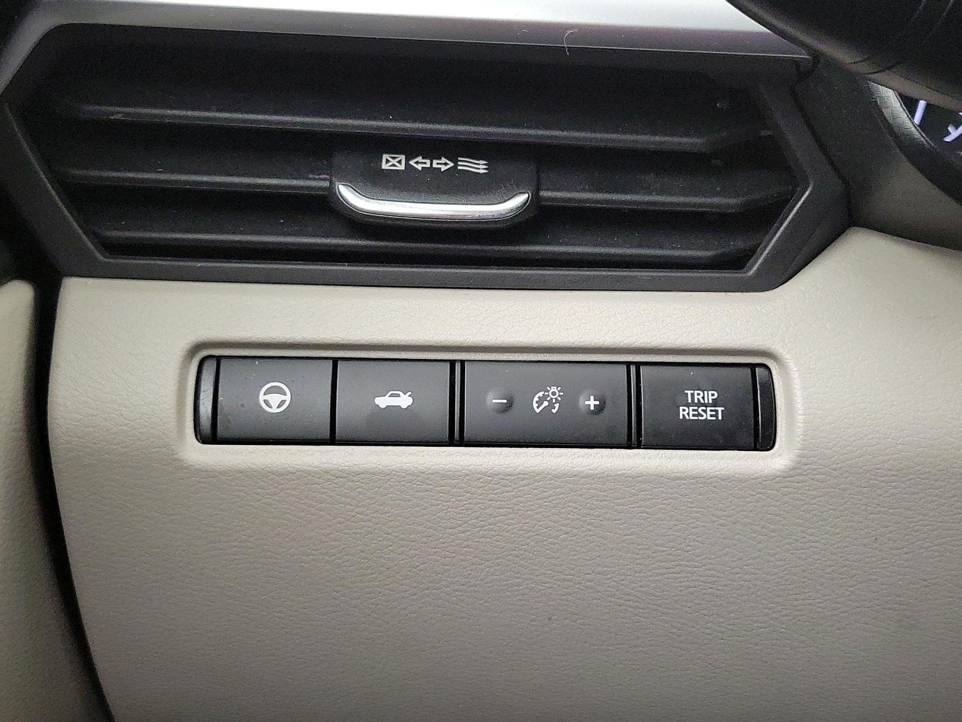 Thumbnail: 2022 Nissan Altima - 13