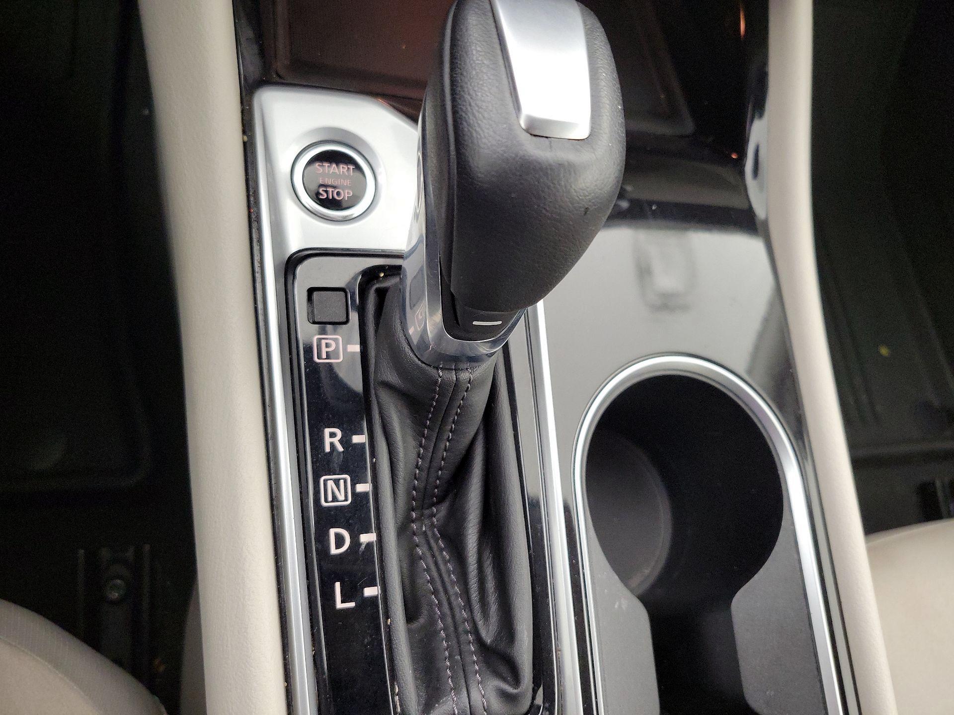 Thumbnail: 2022 Nissan Altima - 17