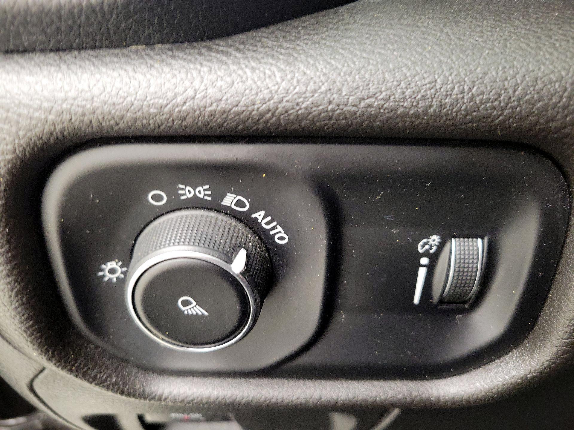 Thumbnail: 2023 RAM 1500 - 13