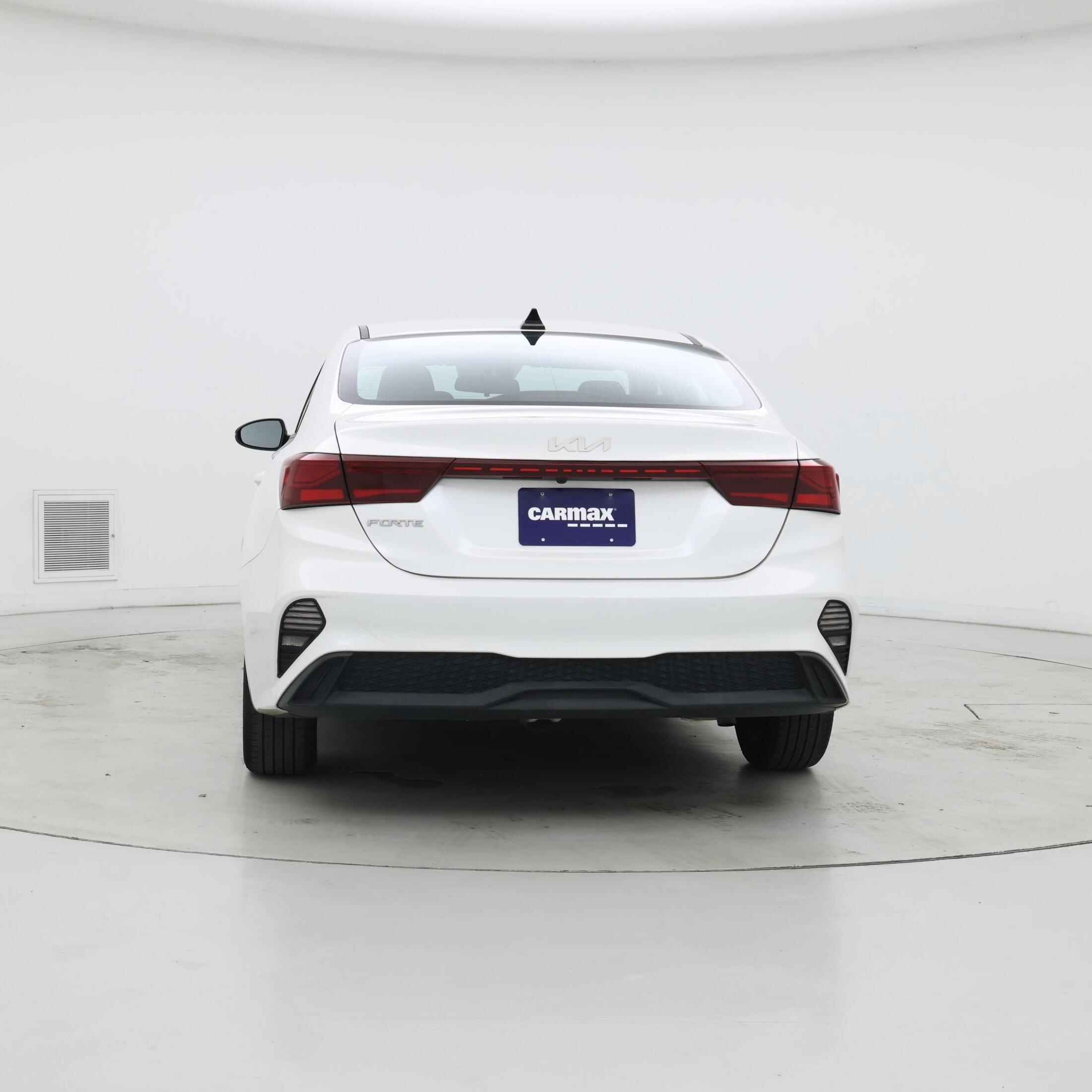 Thumbnail: 2024 Kia Forte - 6