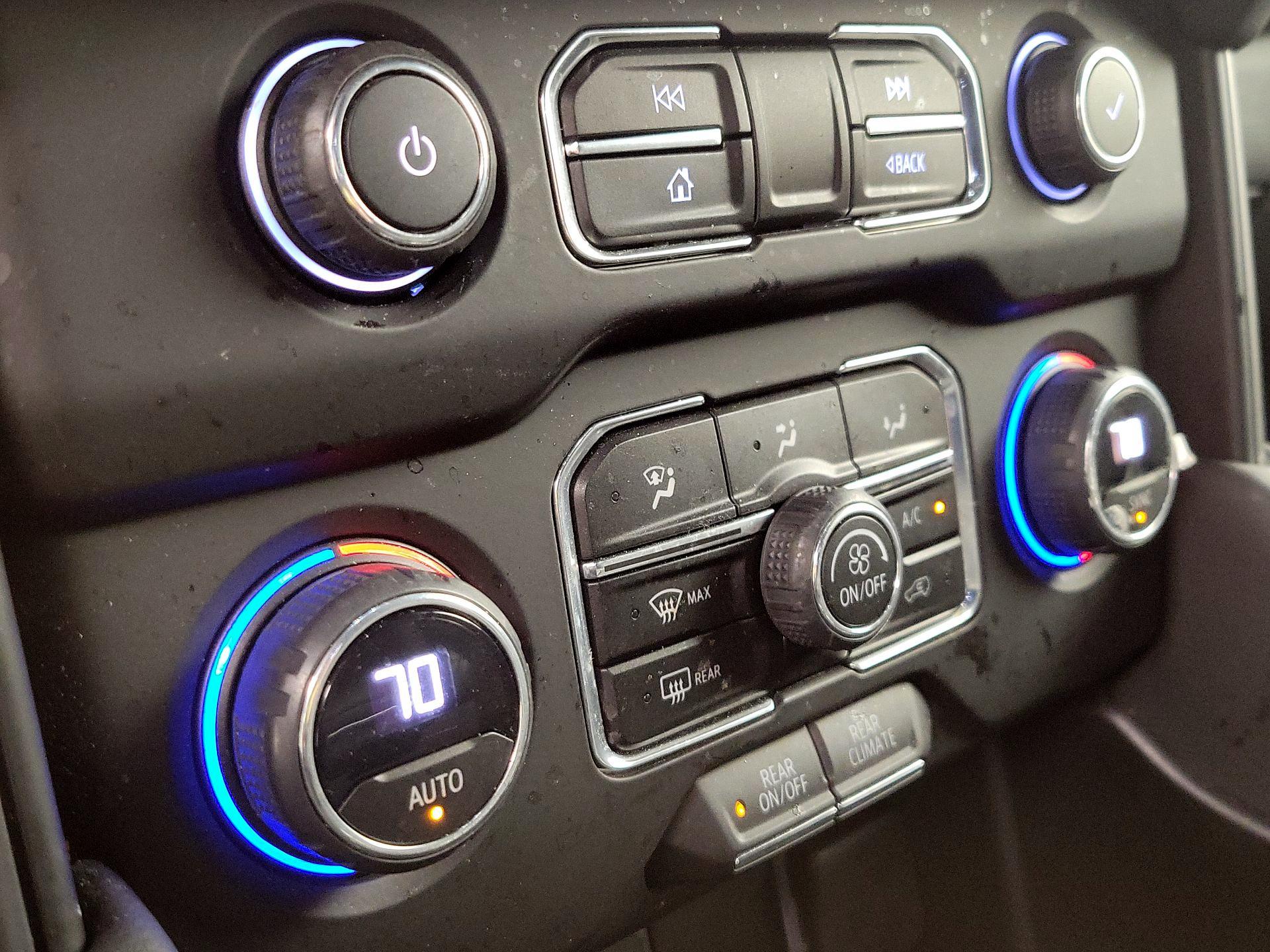 Thumbnail: 2023 Chevrolet Tahoe - 16