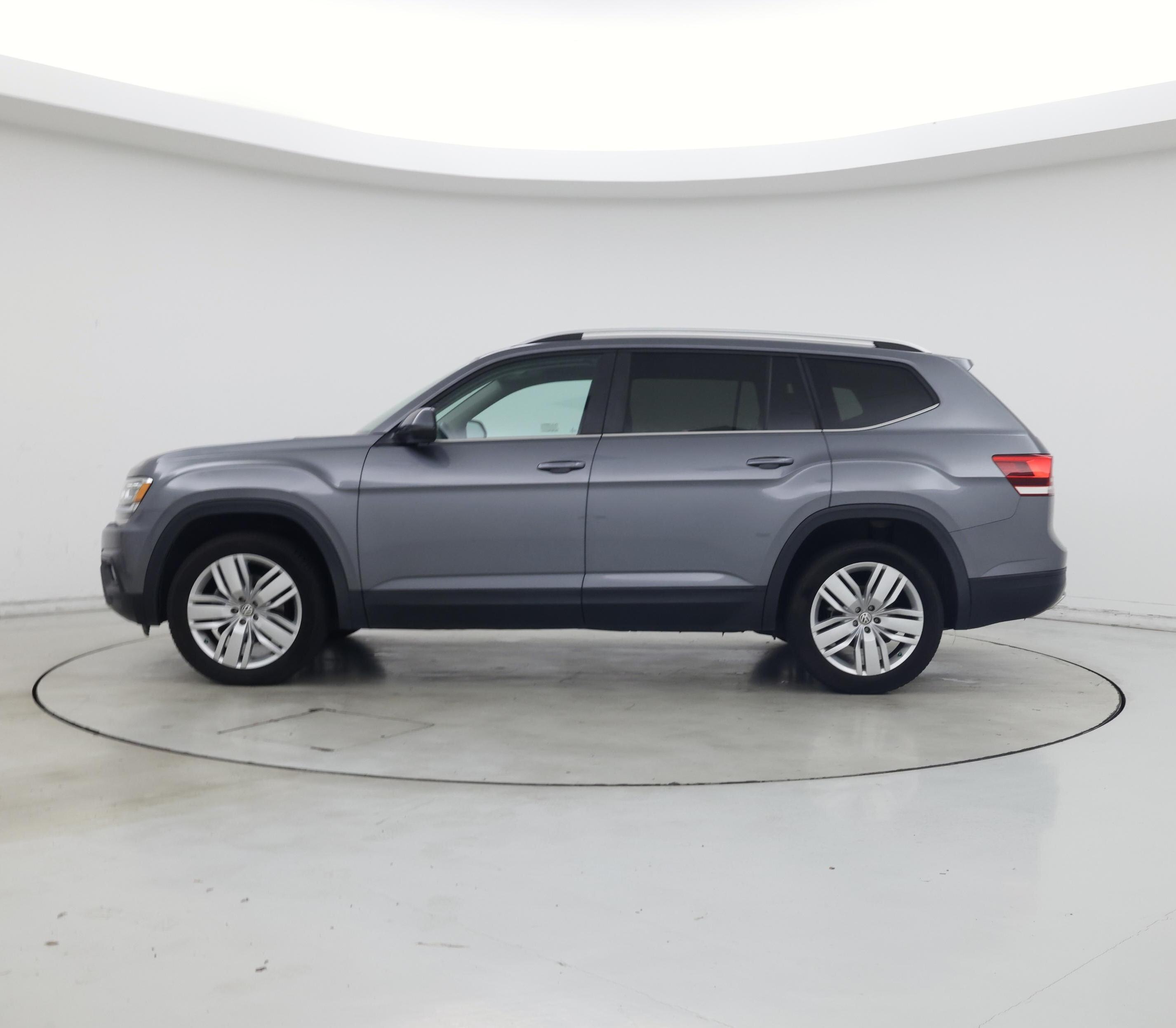 Thumbnail: 2019 Volkswagen Atlas - 3