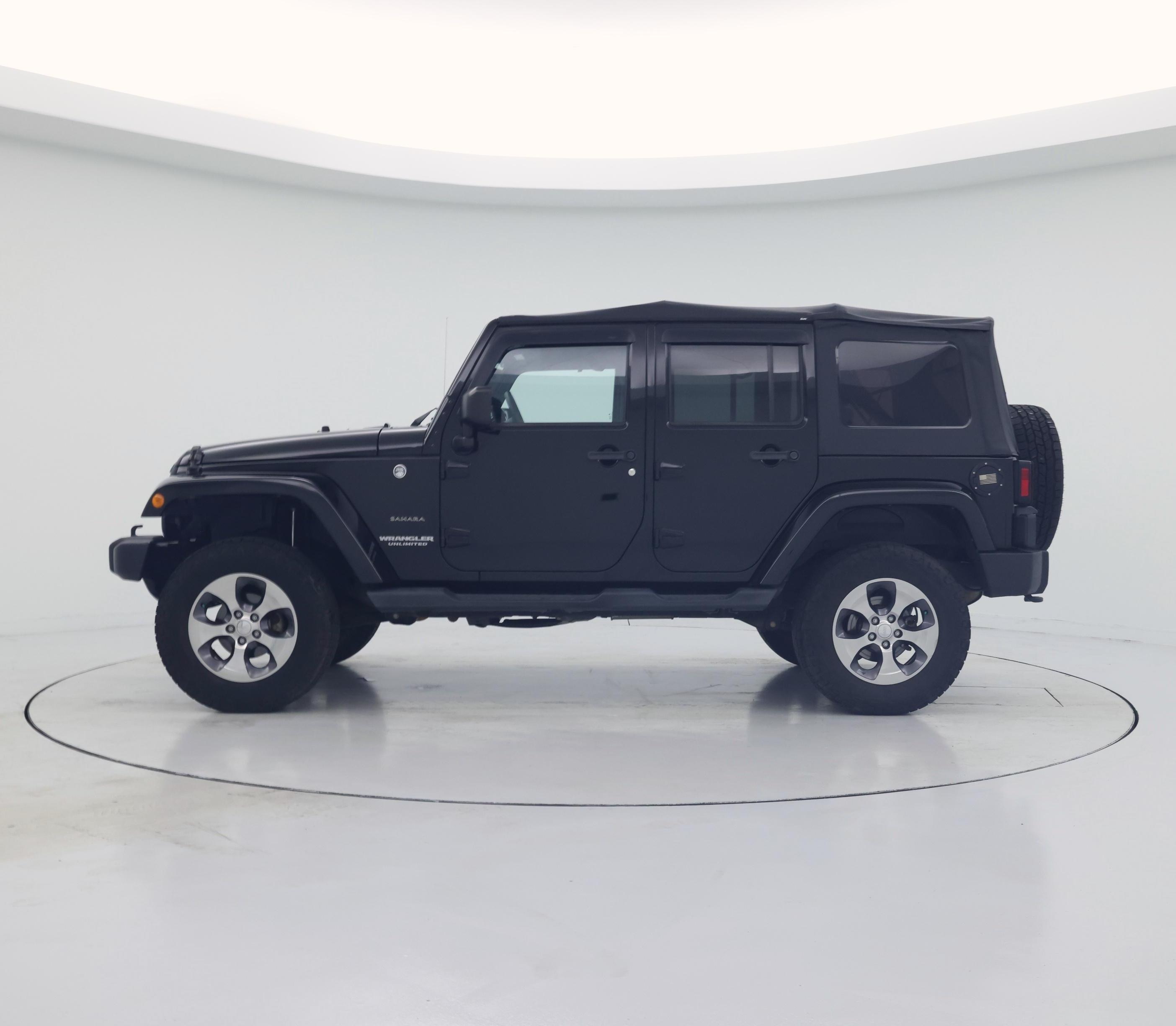 Thumbnail: 2016 Jeep Wrangler - 3