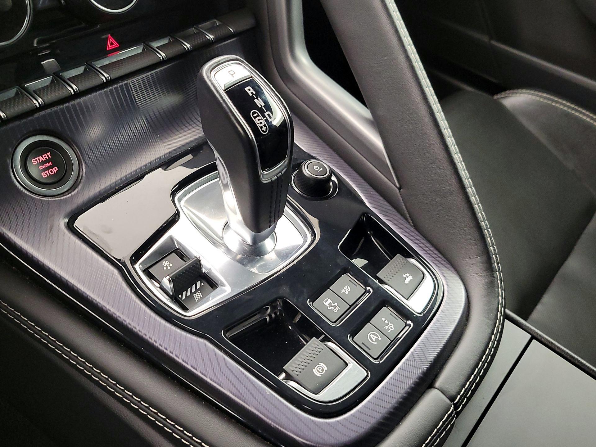 Thumbnail: 2022 Jaguar F-Type - 18