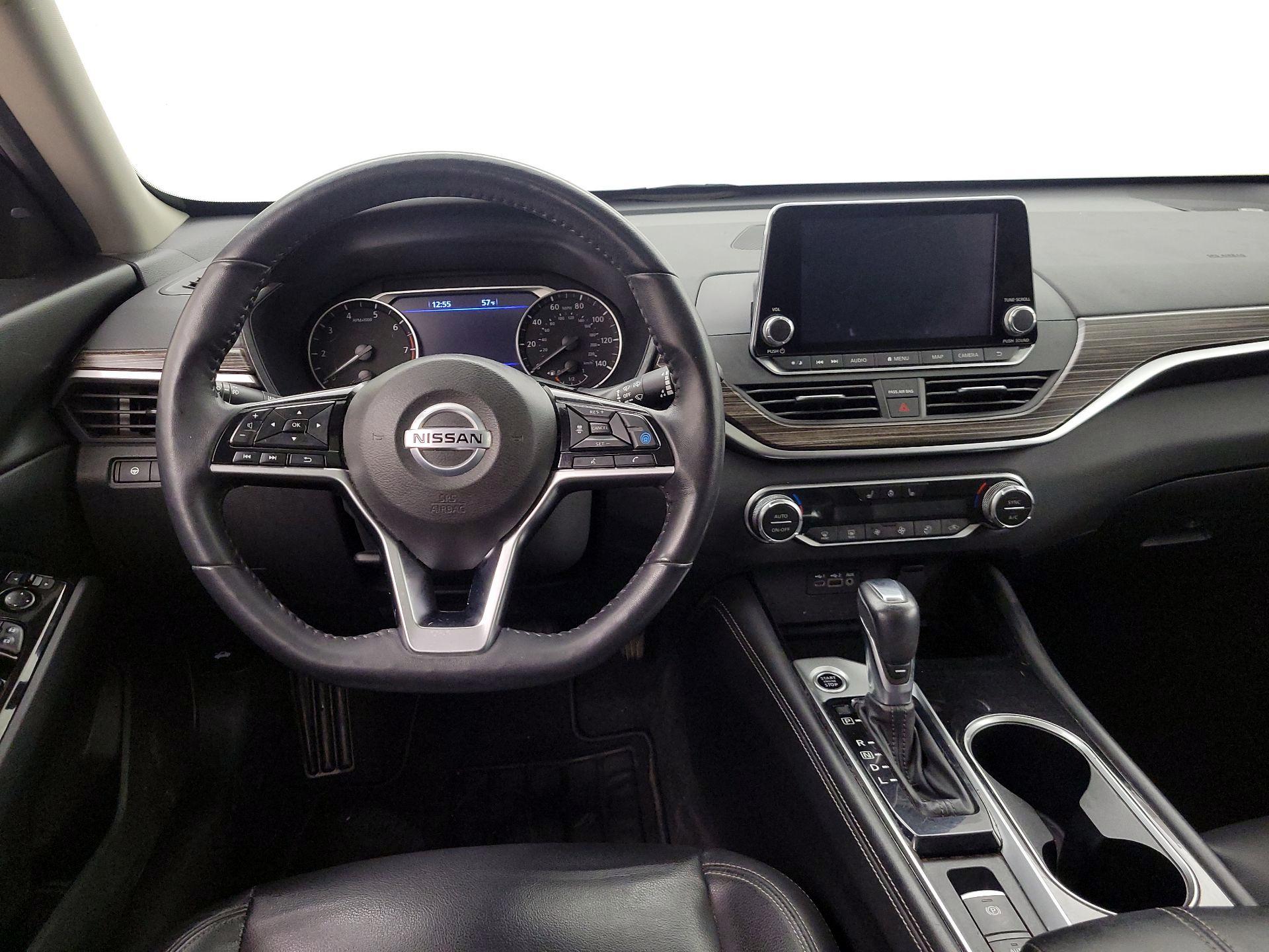 Thumbnail: 2020 Nissan Altima - 10