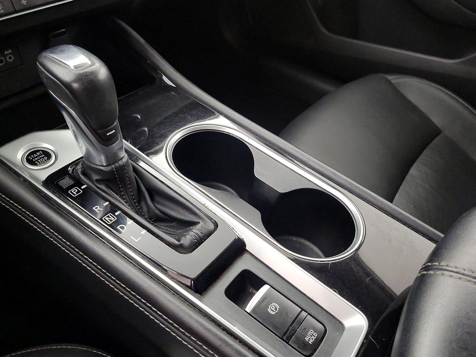 Thumbnail: 2020 Nissan Altima - 18