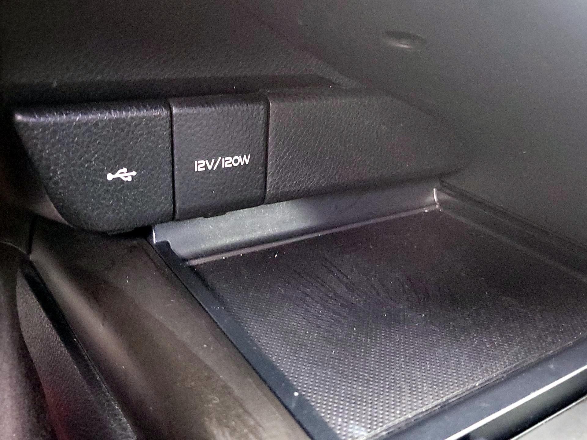 Thumbnail: 2022 Toyota Camry - 18