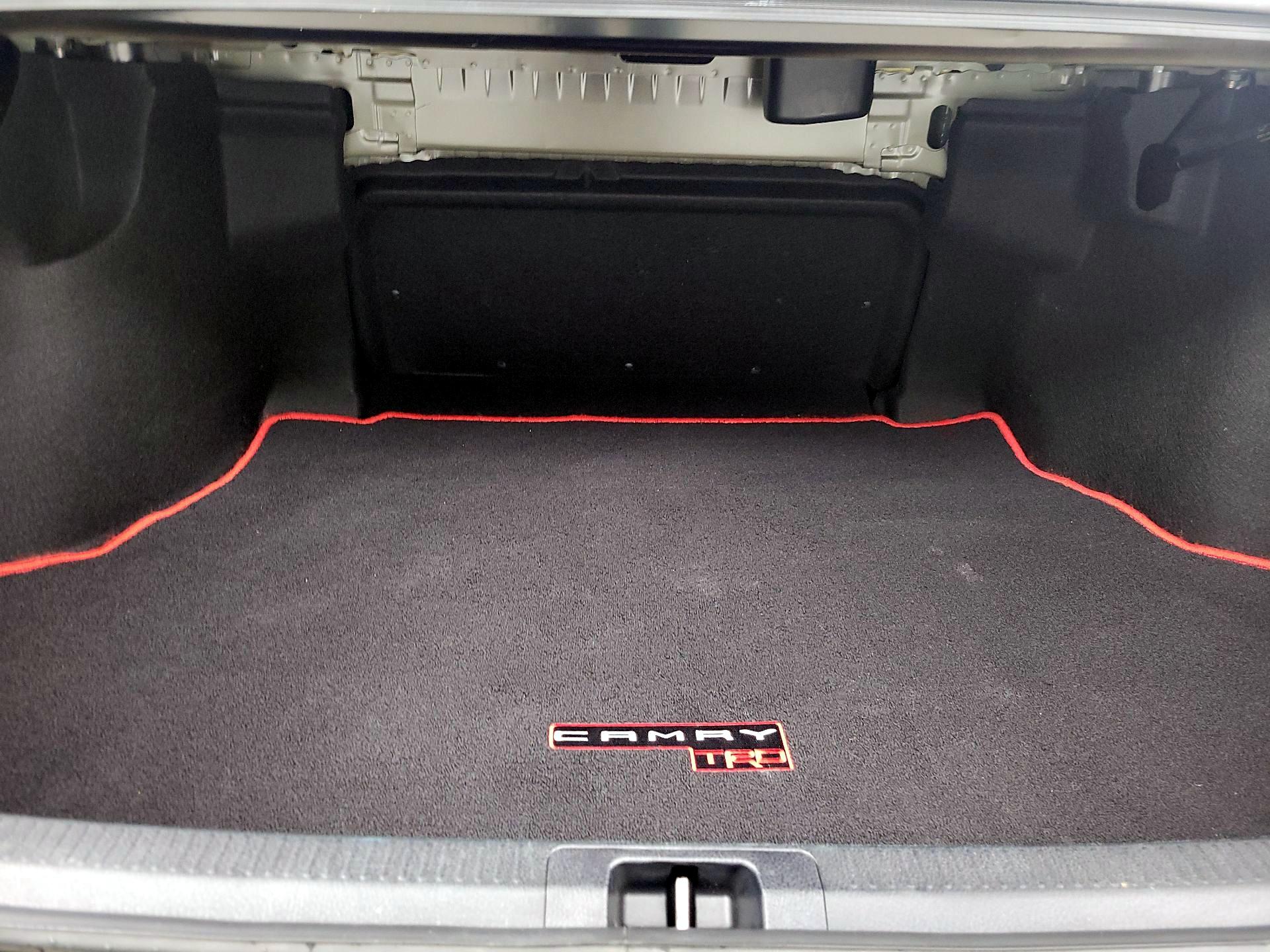 Thumbnail: 2022 Toyota Camry - 20