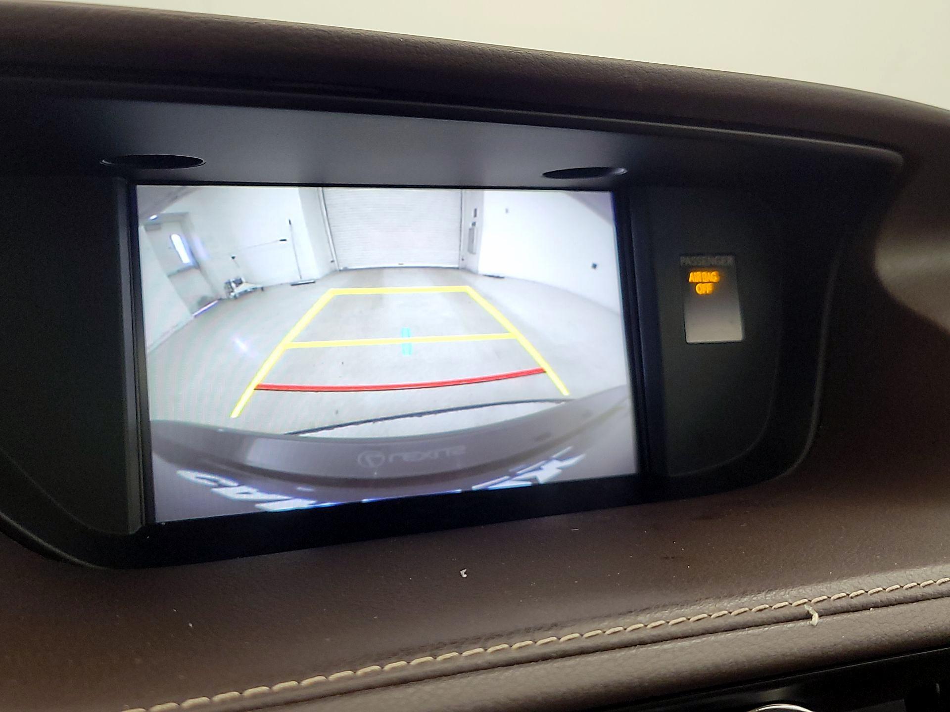 Thumbnail: 2018 Lexus ES - 14