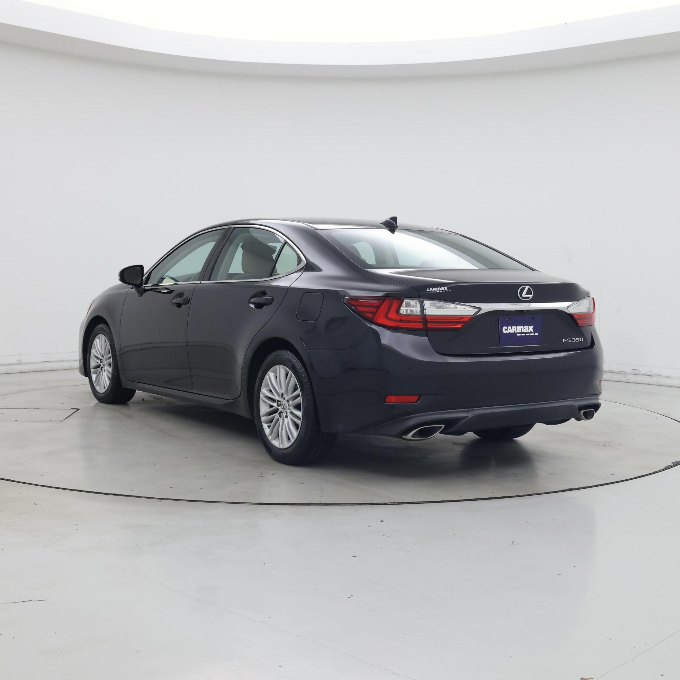 Thumbnail: 2018 Lexus ES - 2