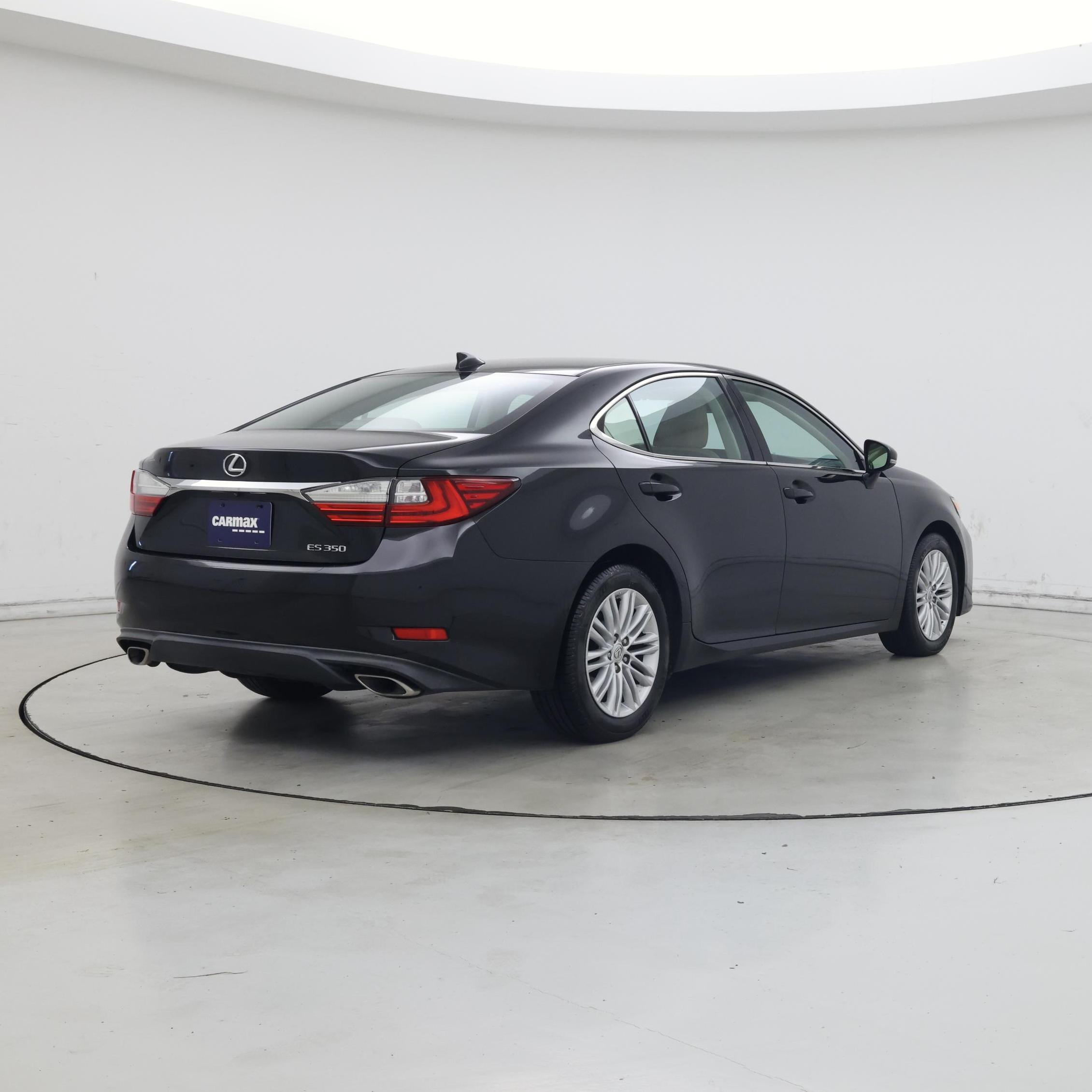 Thumbnail: 2018 Lexus ES - 8