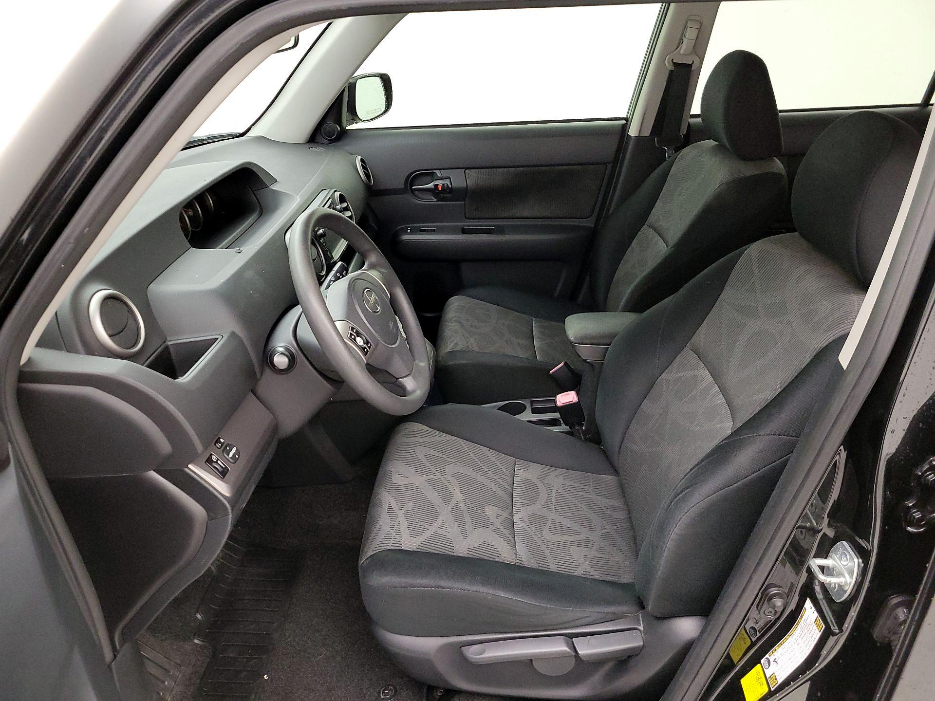 Thumbnail: 2014 Scion xB - 11