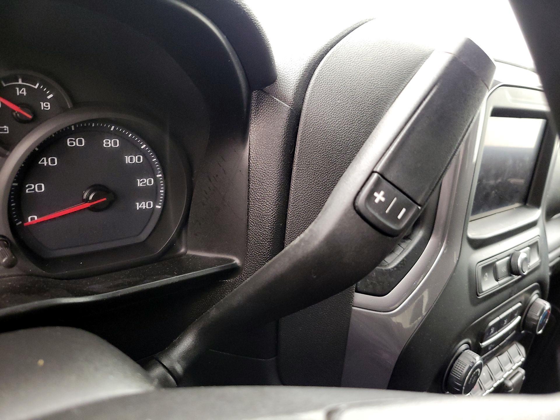 Thumbnail: 2021 Chevrolet Silverado 1500 - 17