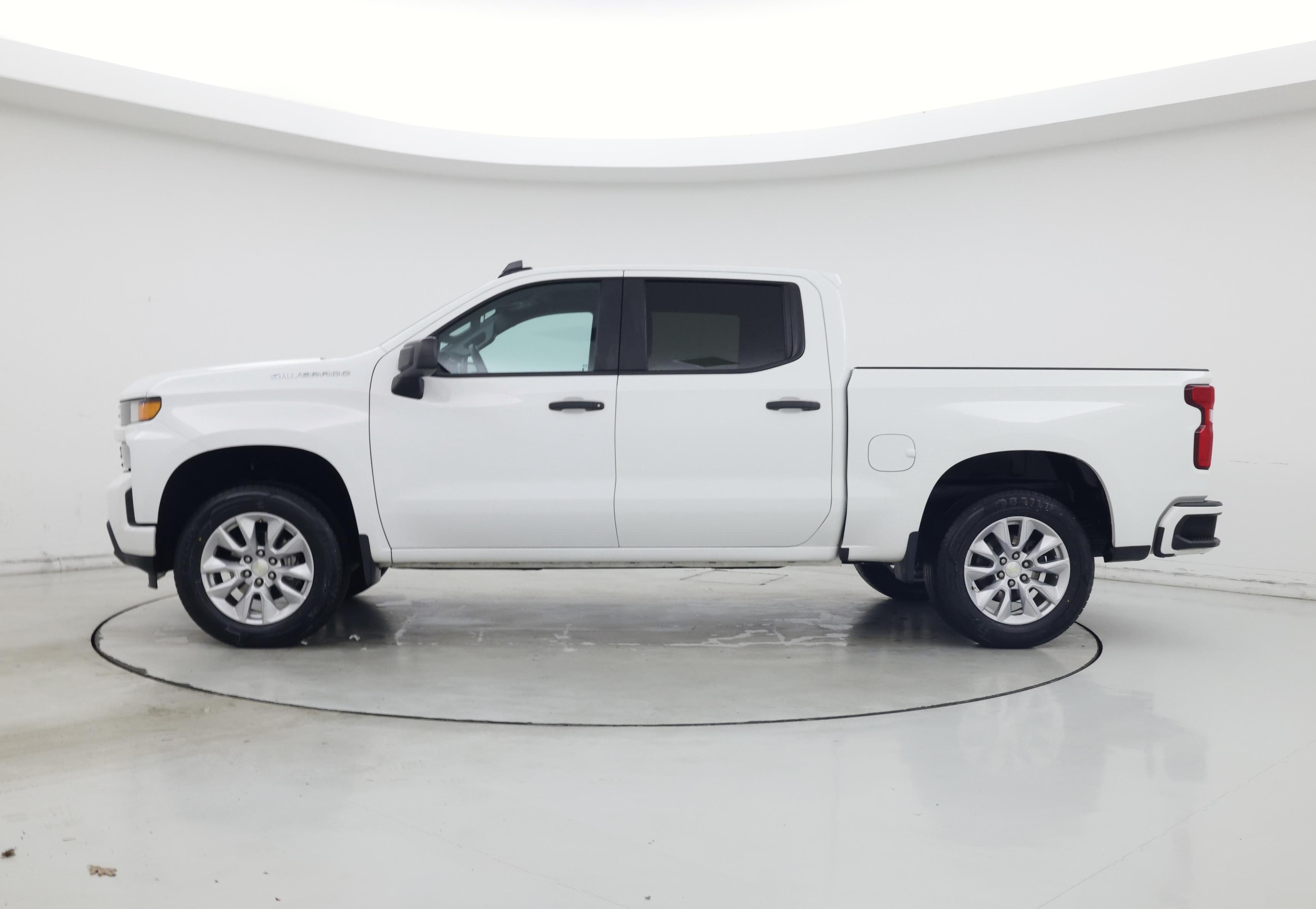 Thumbnail: 2021 Chevrolet Silverado 1500 - 3