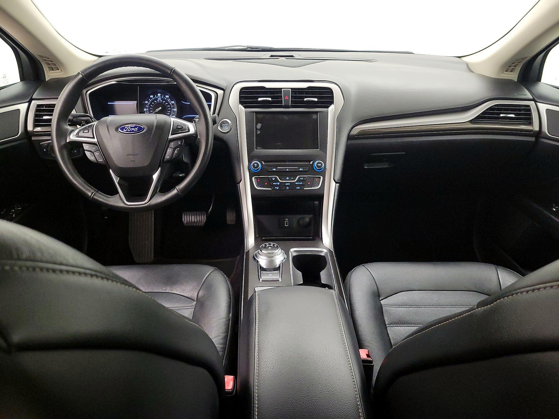 Thumbnail: 2017 Ford Fusion - 9