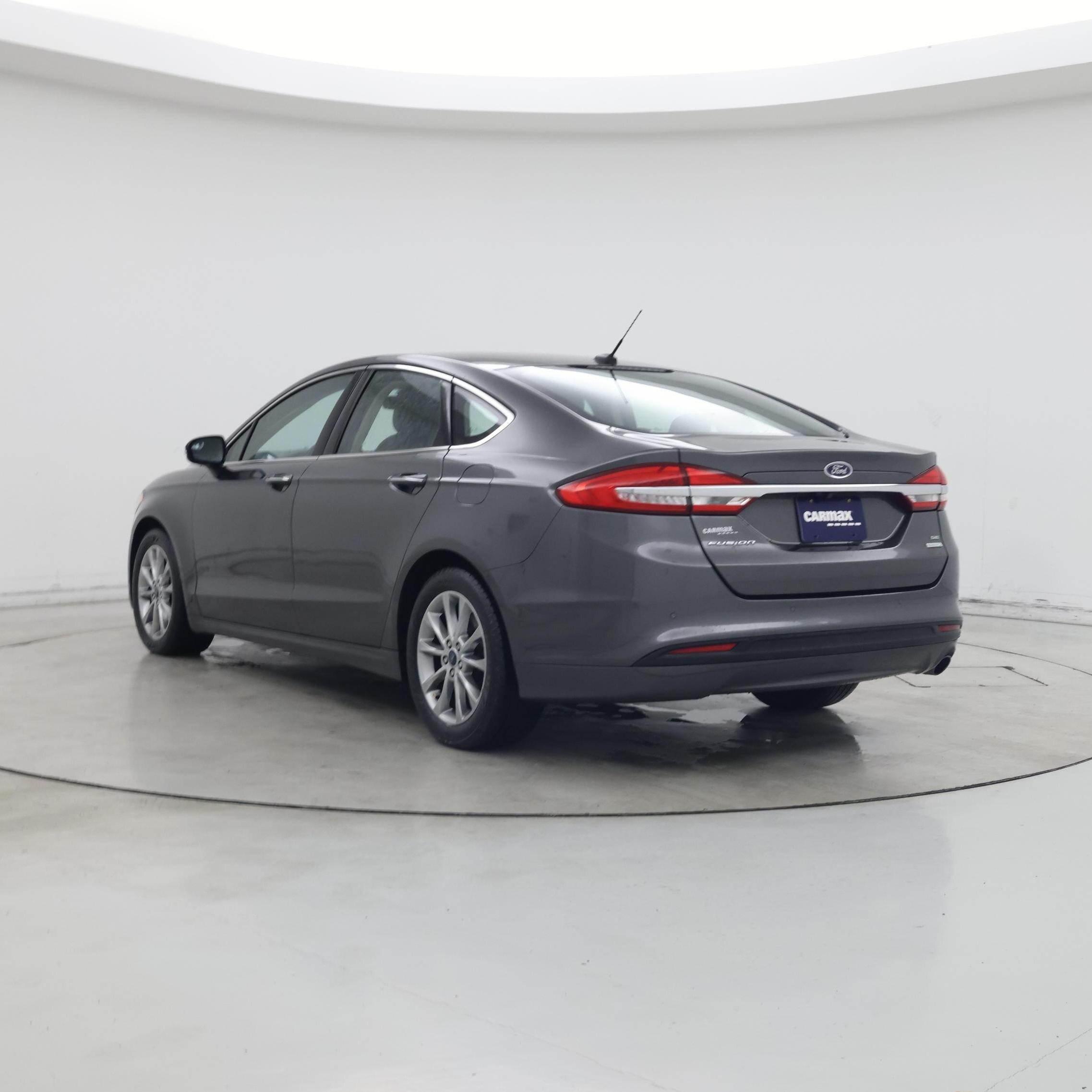 Thumbnail: 2017 Ford Fusion - 2