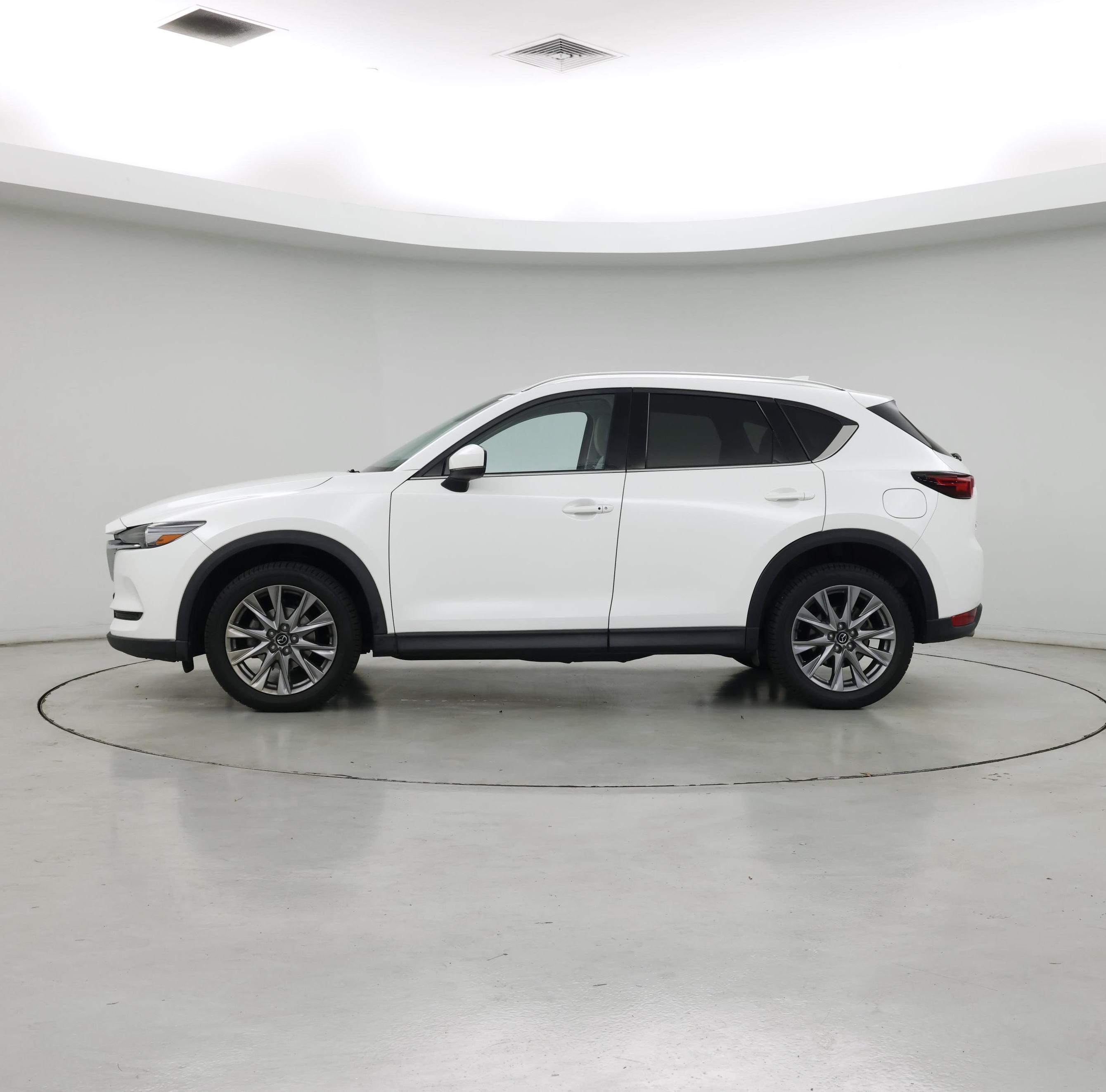 Thumbnail: 2020 Mazda CX-5 - 3