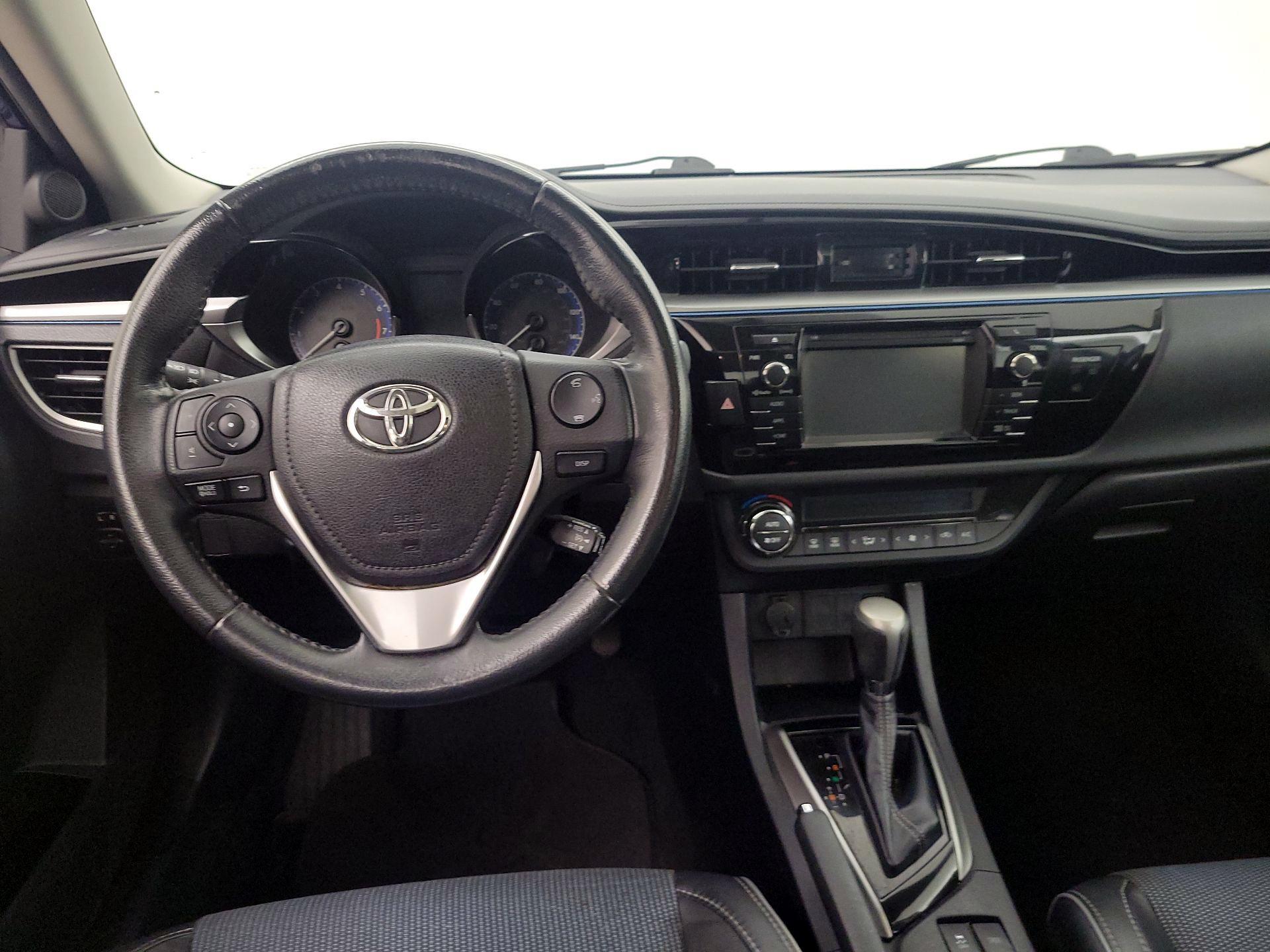 Thumbnail: 2014 Toyota Corolla - 10
