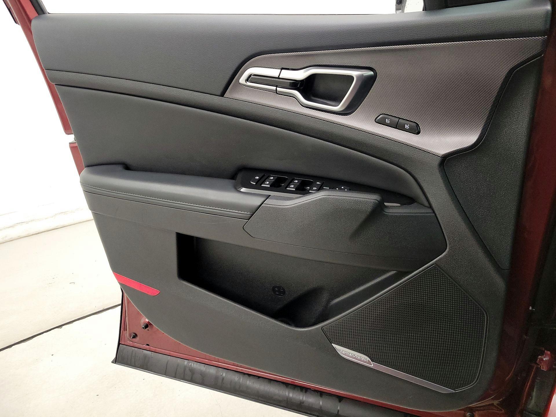 Thumbnail: 2023 Kia Sportage - 12