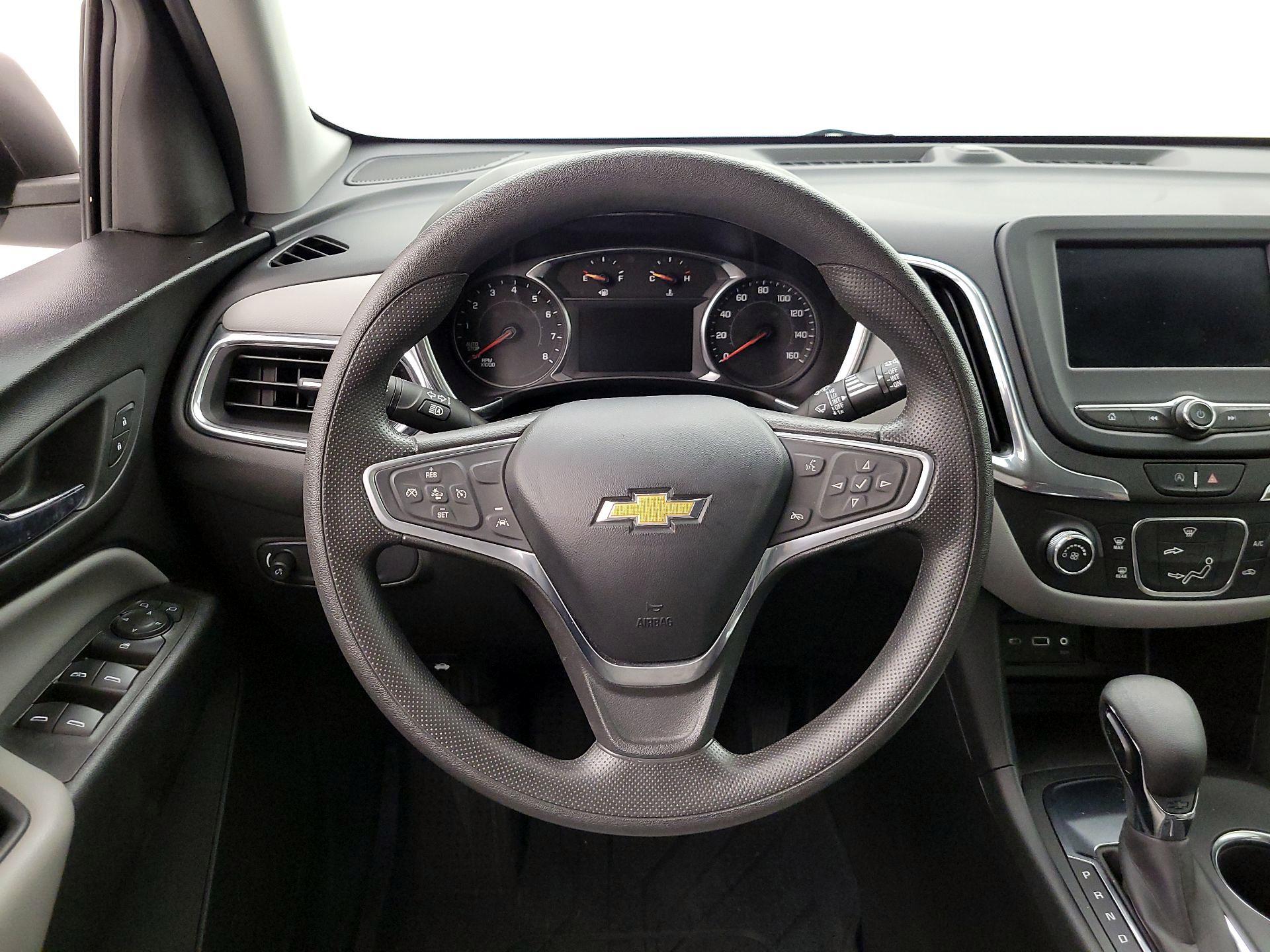 Thumbnail: 2022 Chevrolet Equinox - 10