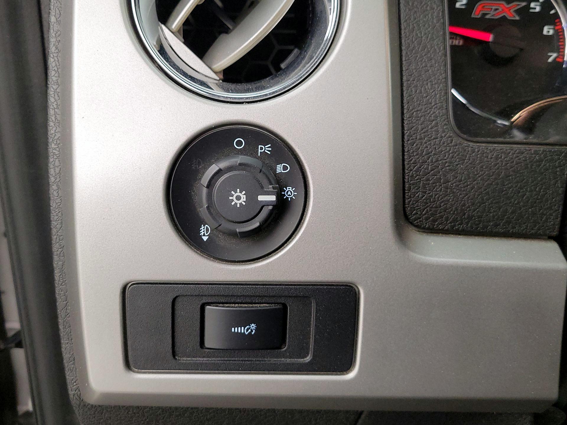 Thumbnail: 2014 Ford F-150 - 13